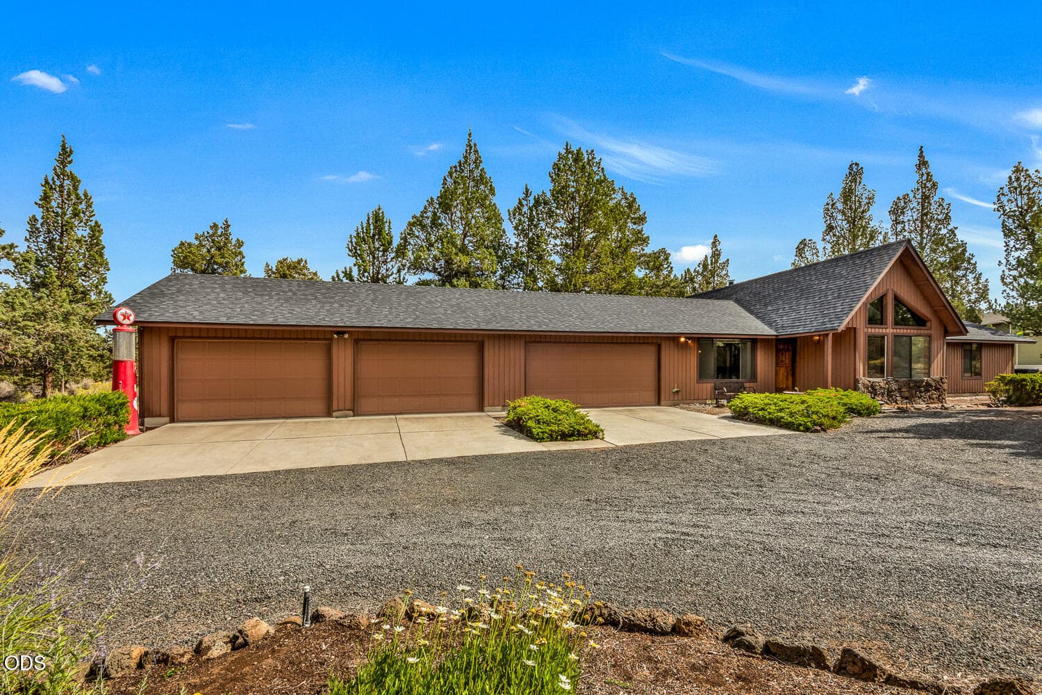 Front. Photo 4 of 34, 64552 Sylvan Loop, Bend, OR 97701