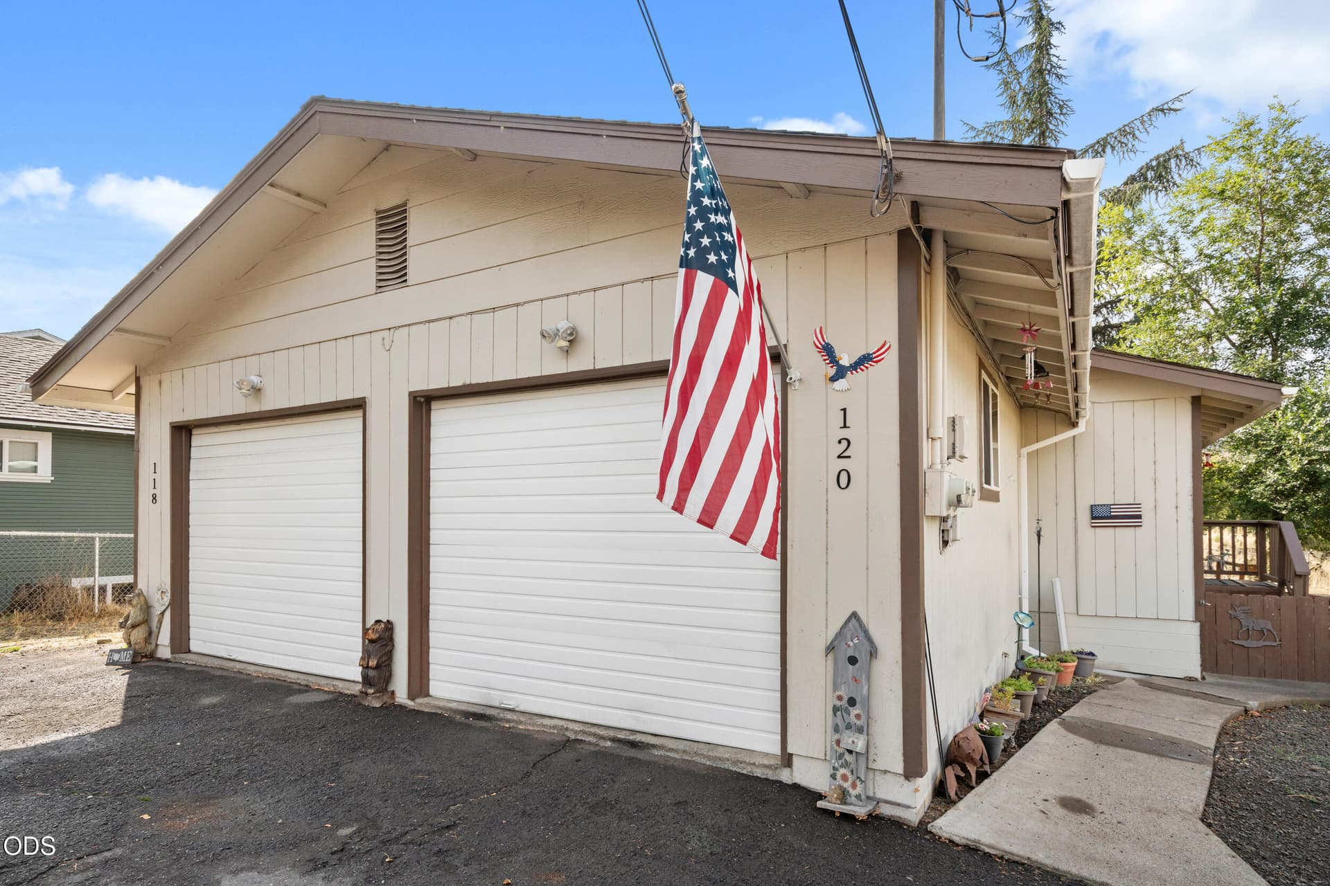 4_118 nevada st-04. Photo 3 of 49, 118 Nevada Street, Klamath Falls, OR 97601