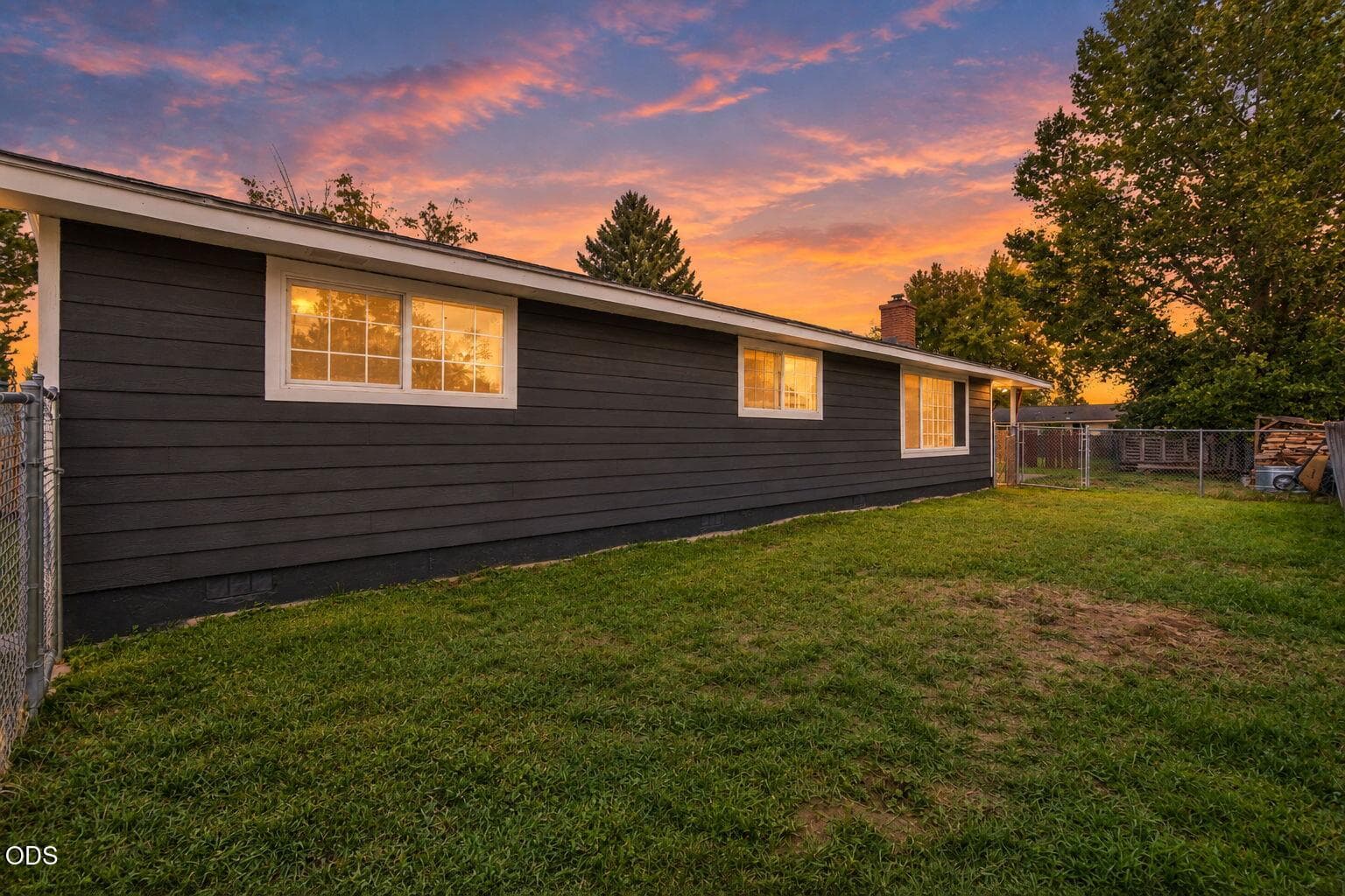 4-web-or-mls-Image Sep 17, 2026, 11_15_5. Photo 4 of 51, 4850 Larry Place, Klamath Falls, OR 97603