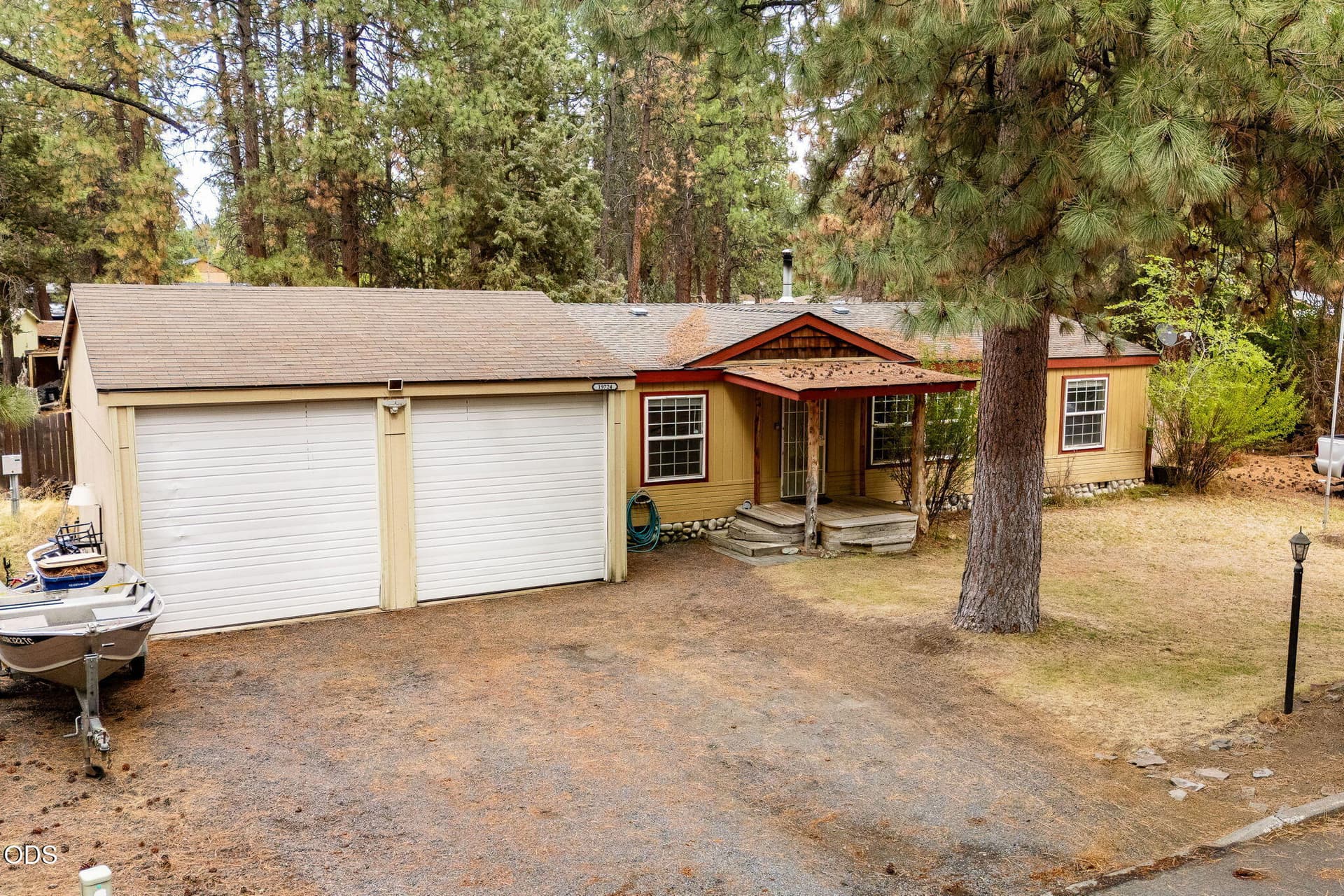 16-web-or-mls-9-16-26 19724 Volare Lane. Photo 4 of 44, 19724 Volare Lane, Bend, OR 97702