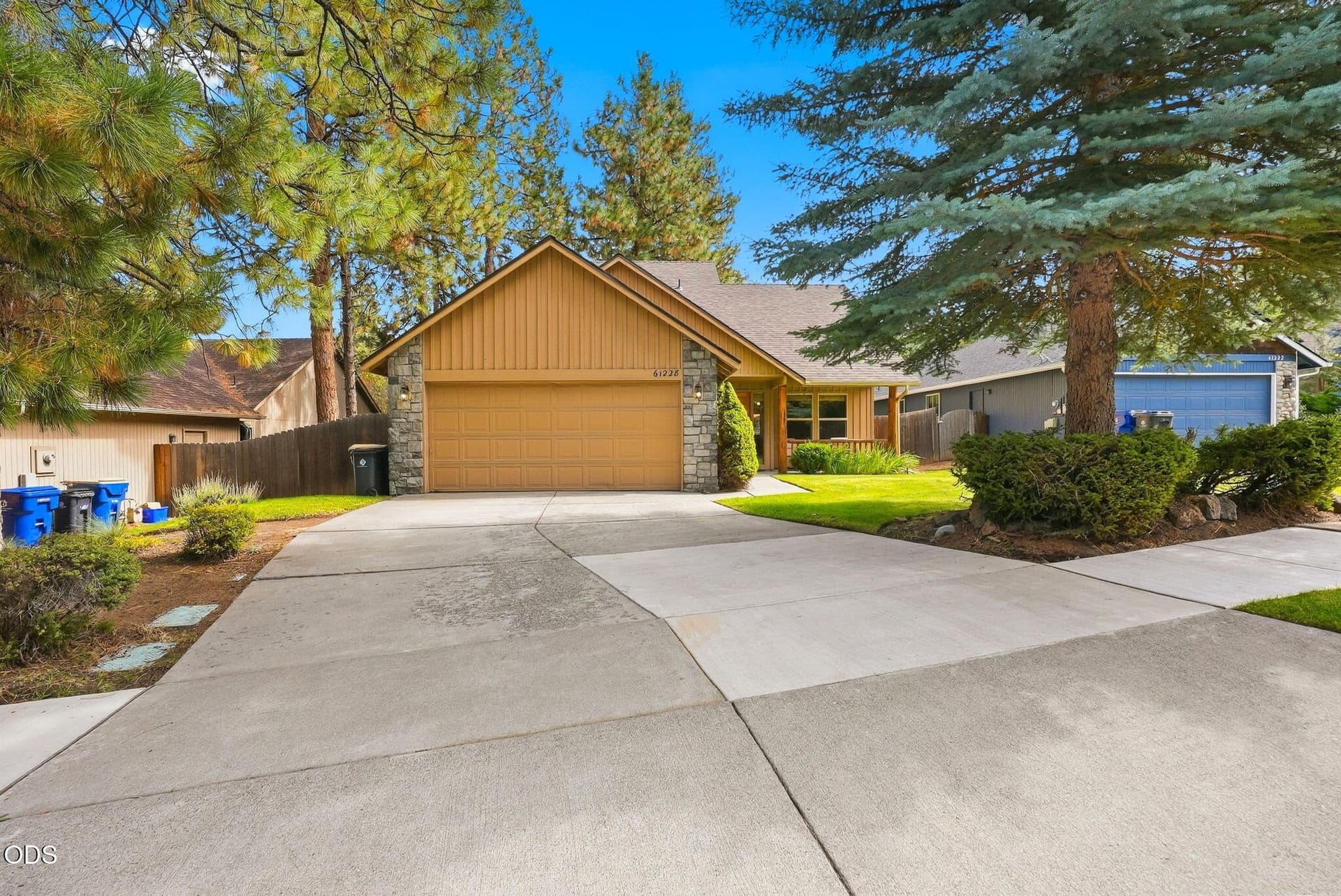 1-web-or-mls-Riley-Visuals--1. Photo 1 of 35, 61228 Bighorn Court, Bend, OR 97702