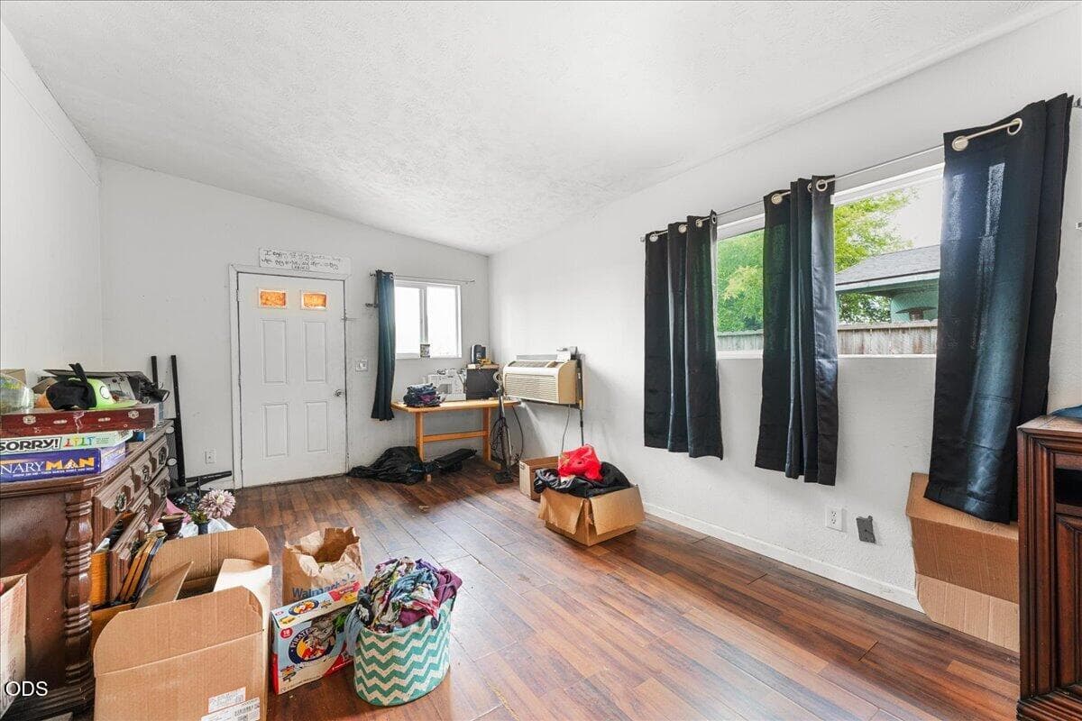 5. Photo 5 of 20, 8254 Kimberly Court, White City, OR 97503