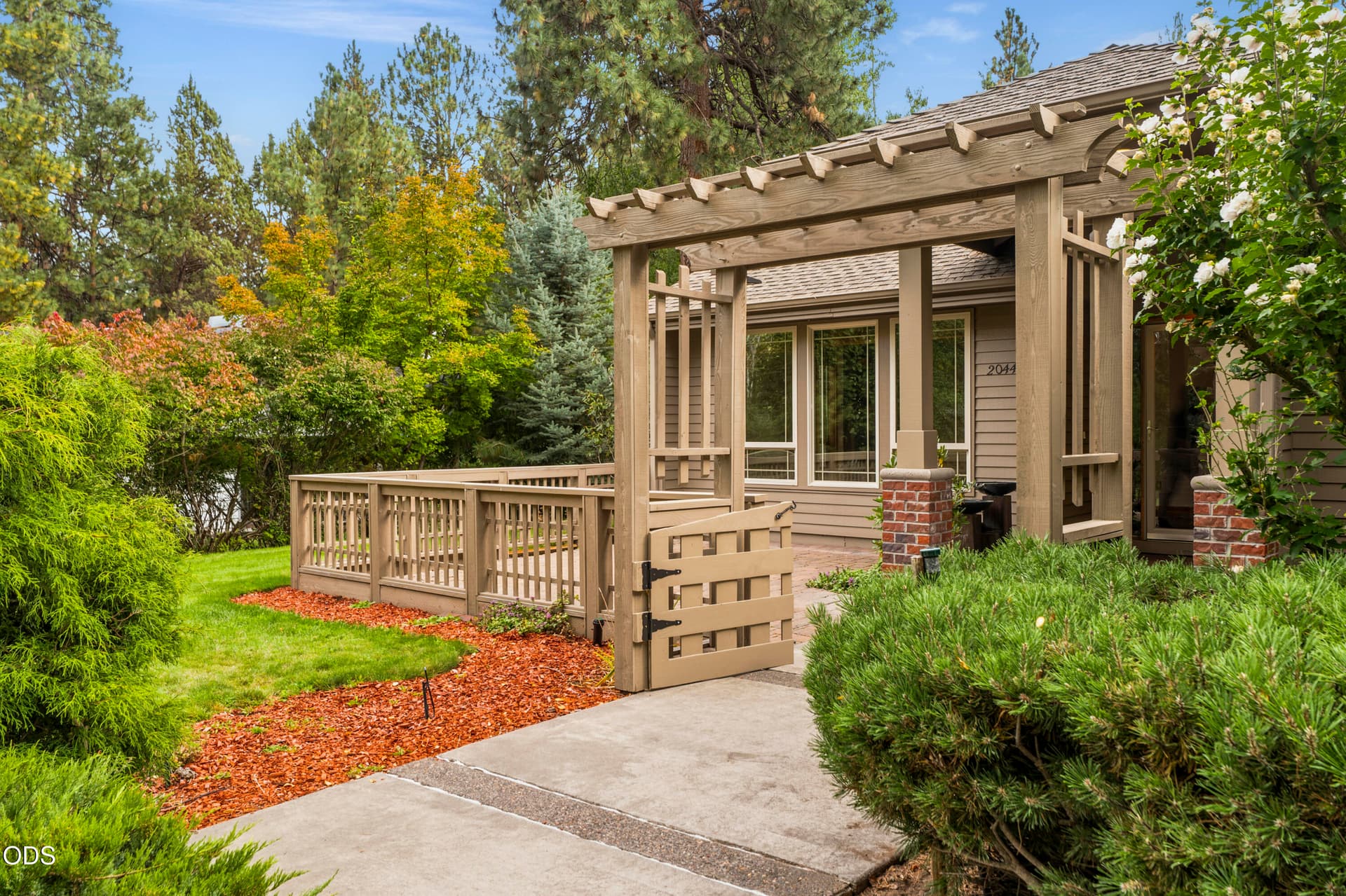 4-DSC00117. Photo 2 of 30, 20445 Snowmass Court, Bend, OR 97702