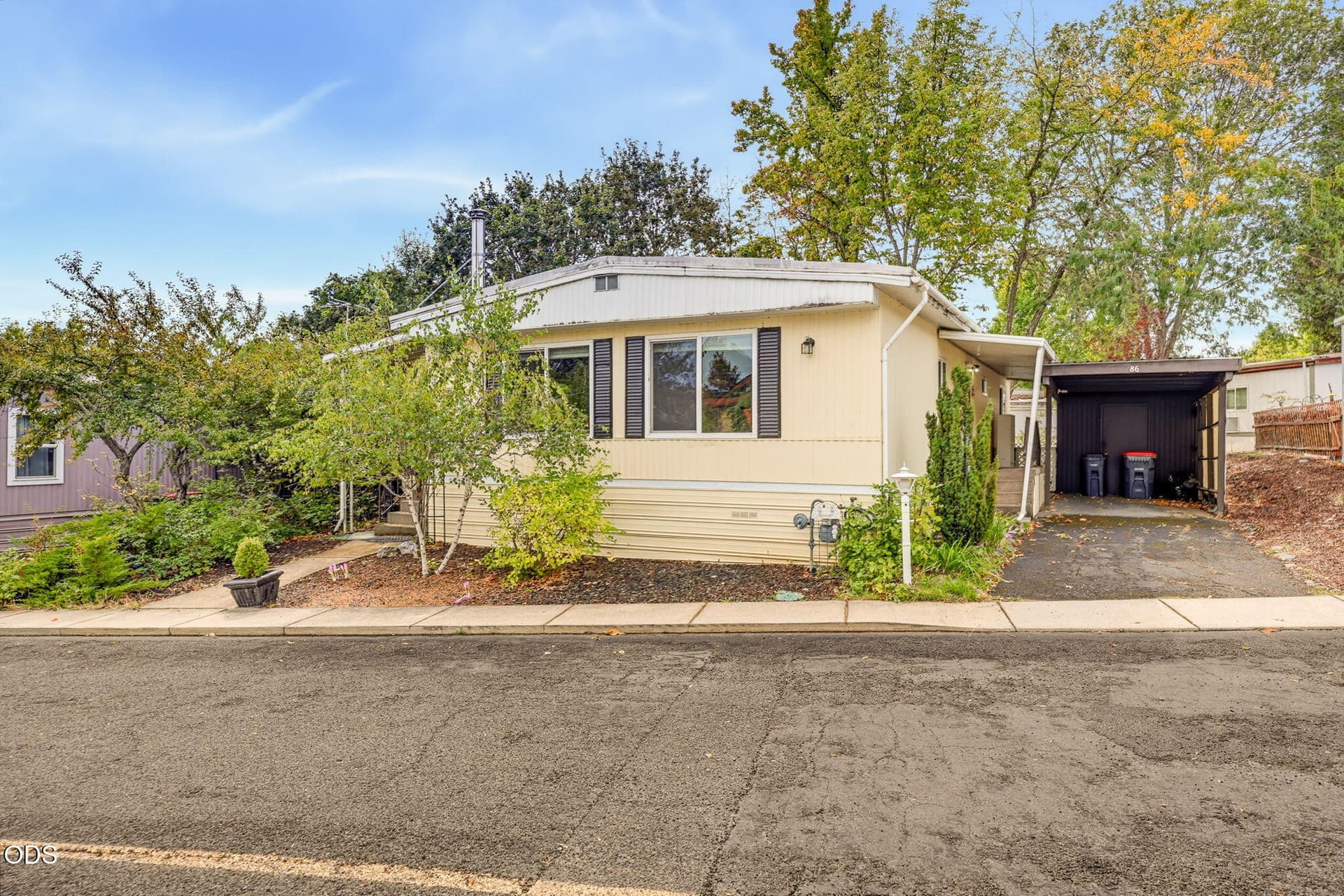 Covered. Photo 3 of 37, 1055 N 5th Street Unit UNIT 86, Jacksonville, OR 97530