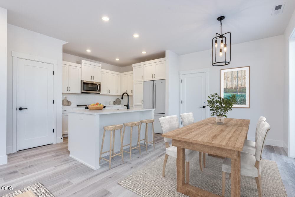 kitchen and dining. Photo 4 of 14, 20748 SE Scout Place, Bend, OR 97702
