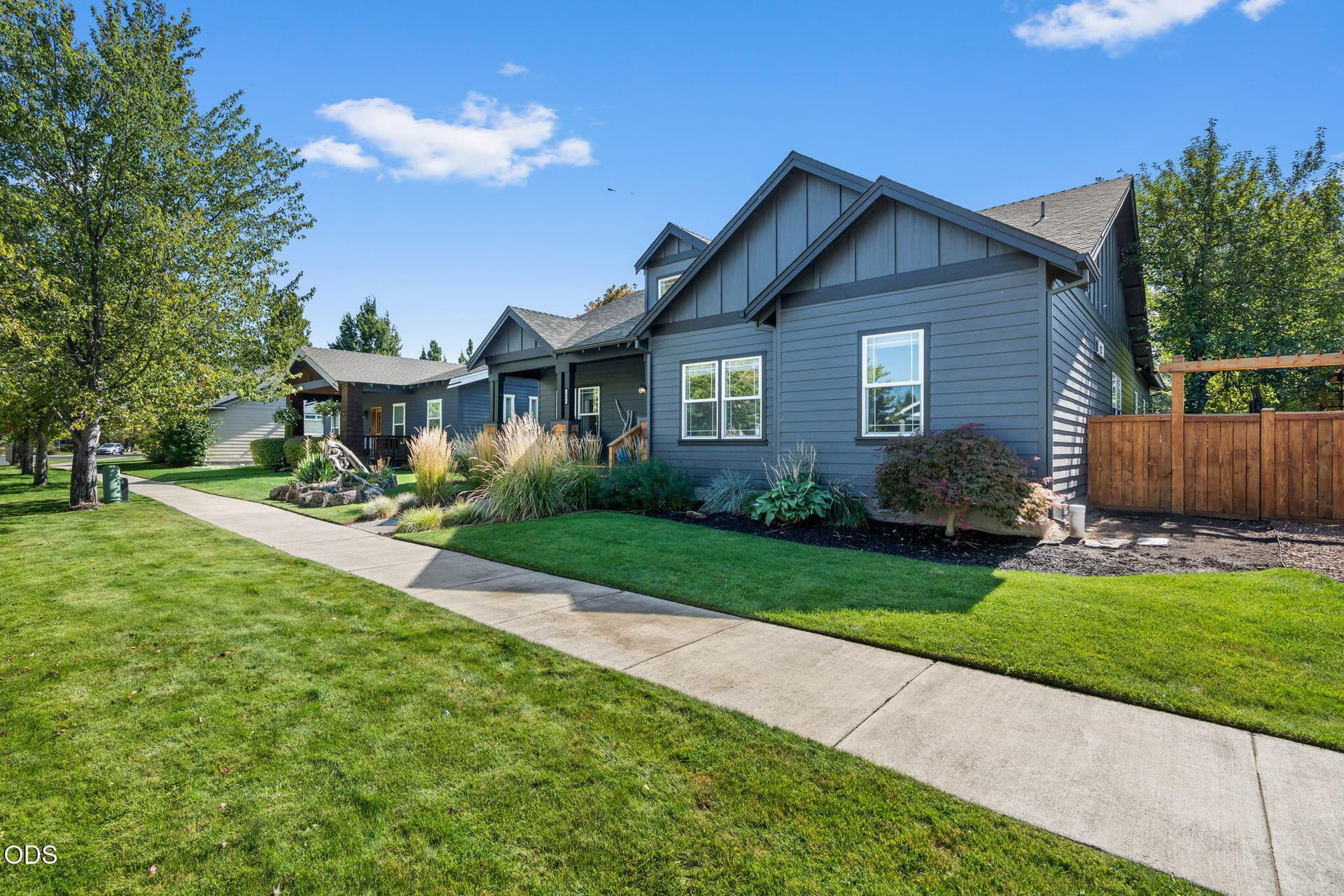 2026_09_18_1806_NW_Ivy_Ave_rdm-6. Photo 4 of 34, 1806 NW Ivy Avenue, Redmond, OR 97756