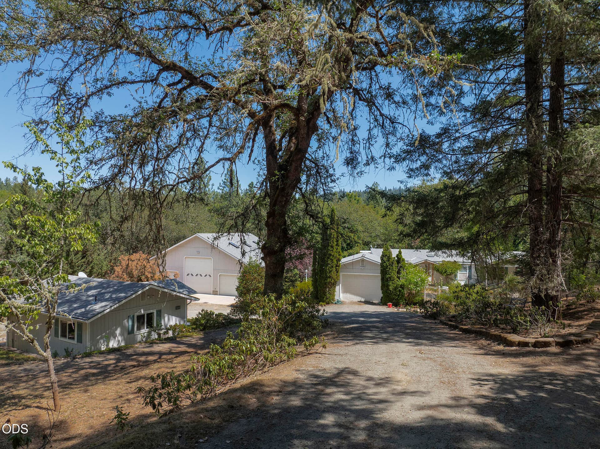 1. Photo 1 of 75, 5195 Riverbanks Road, Grants Pass, OR 97527