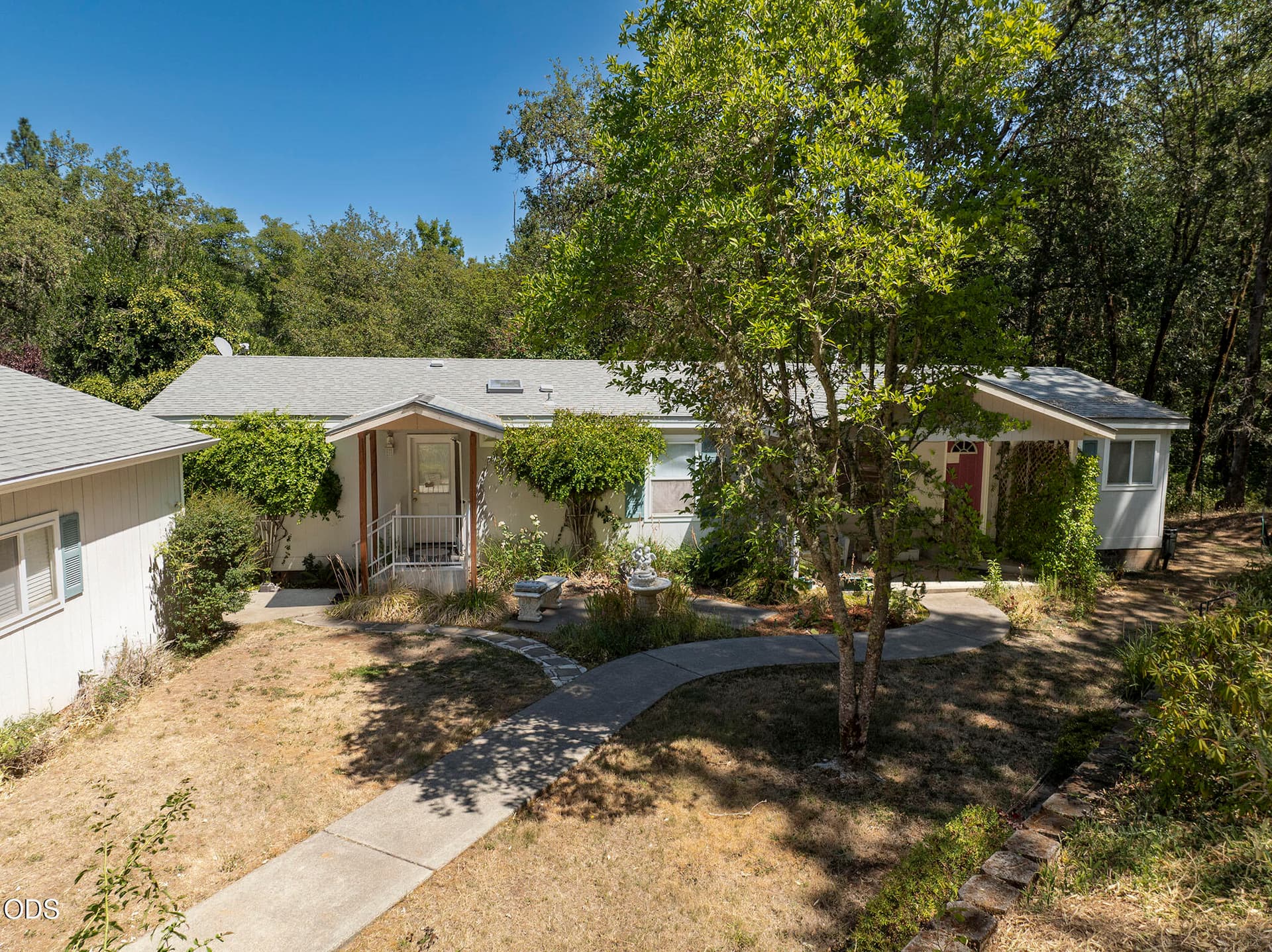 3. Photo 3 of 75, 5195 Riverbanks Road, Grants Pass, OR 97527