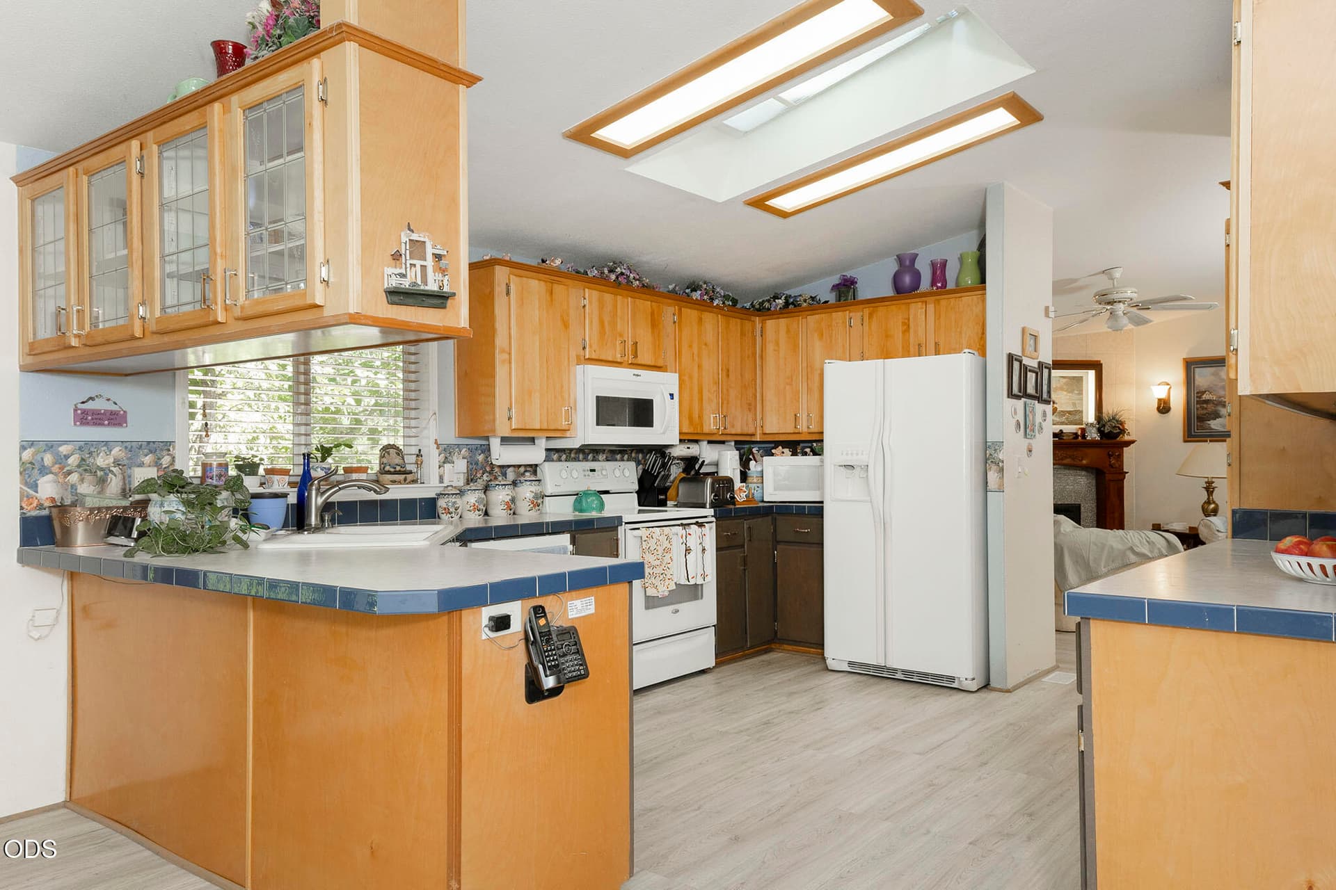 4. Photo 4 of 75, 5195 Riverbanks Road, Grants Pass, OR 97527