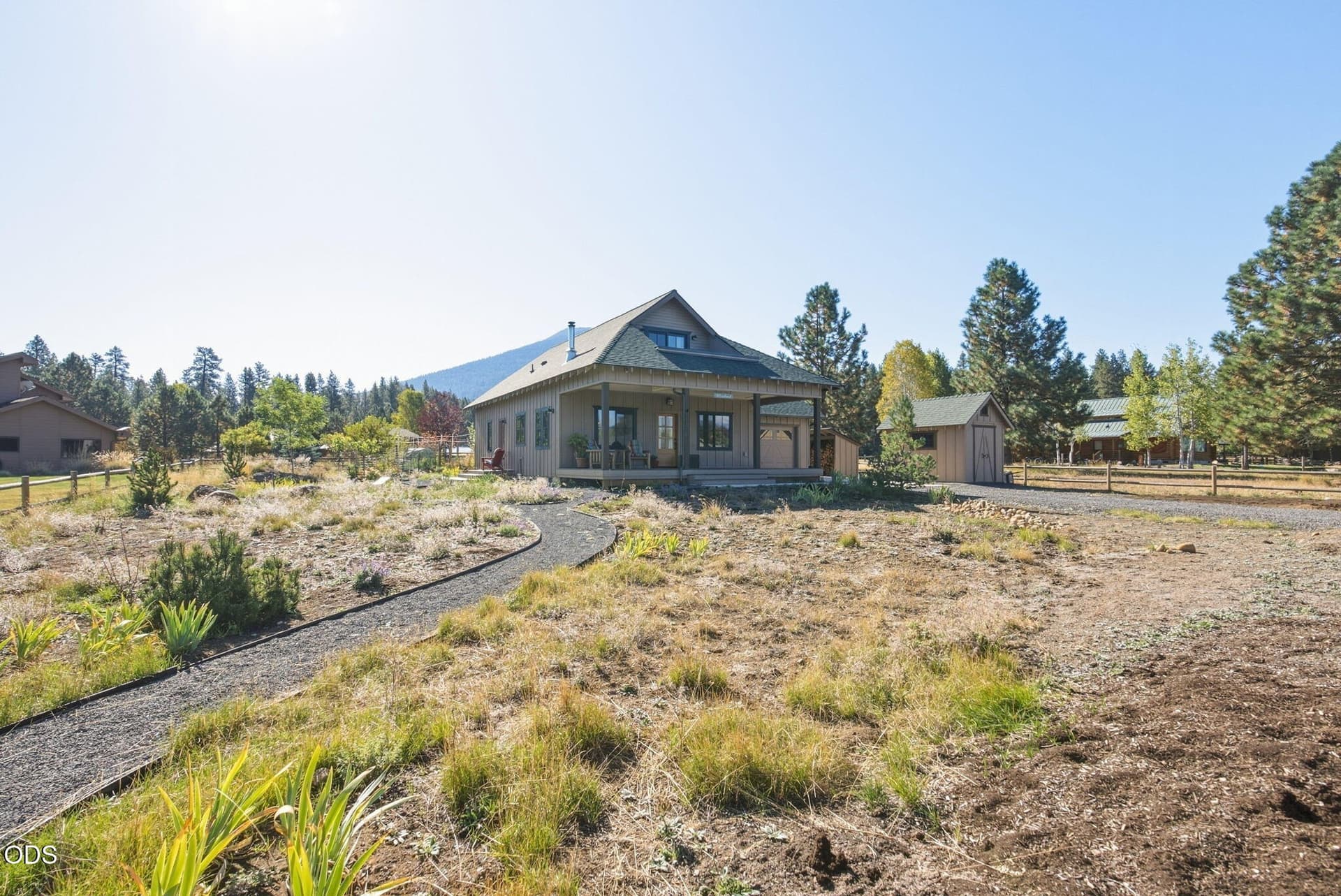 3-web-or-mls-Riley-Visuals-3. Photo 3 of 72, 13623 SW Meadow View Drive, Camp Sherman, OR 97730