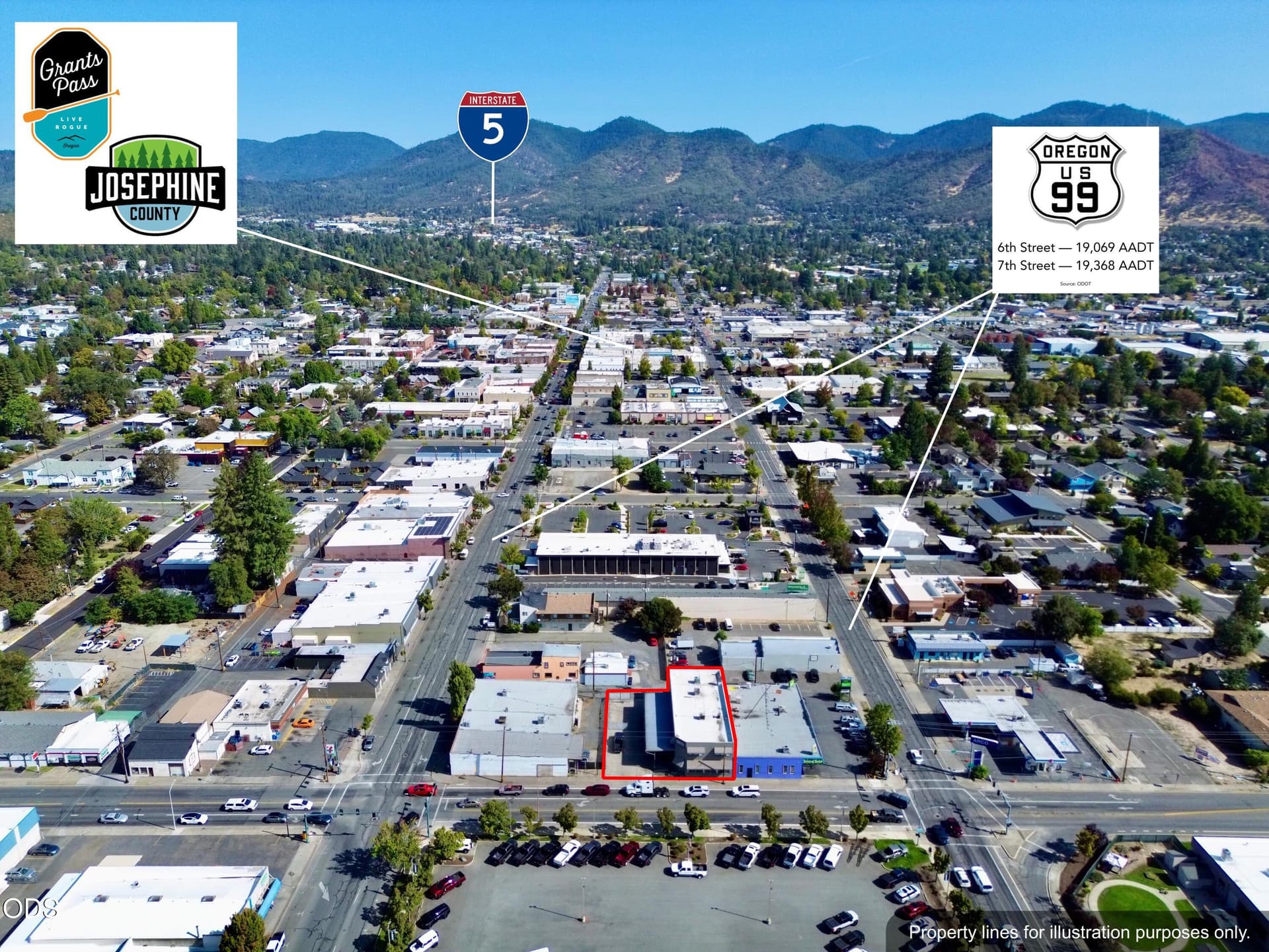 2. Photo 3 of 34, 112 SE M Street, Grants Pass, OR 97526
