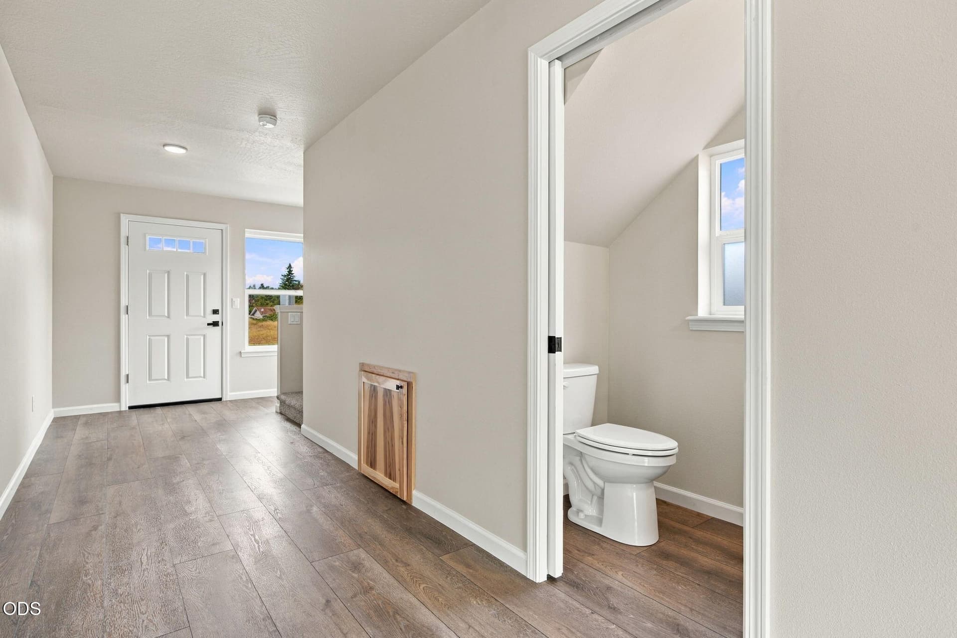 22-web-or-mls-167 Champagne018 (2). Photo 3 of 20, 167 SE Champagne Court Unit 361202, Grants Pass, OR 97527