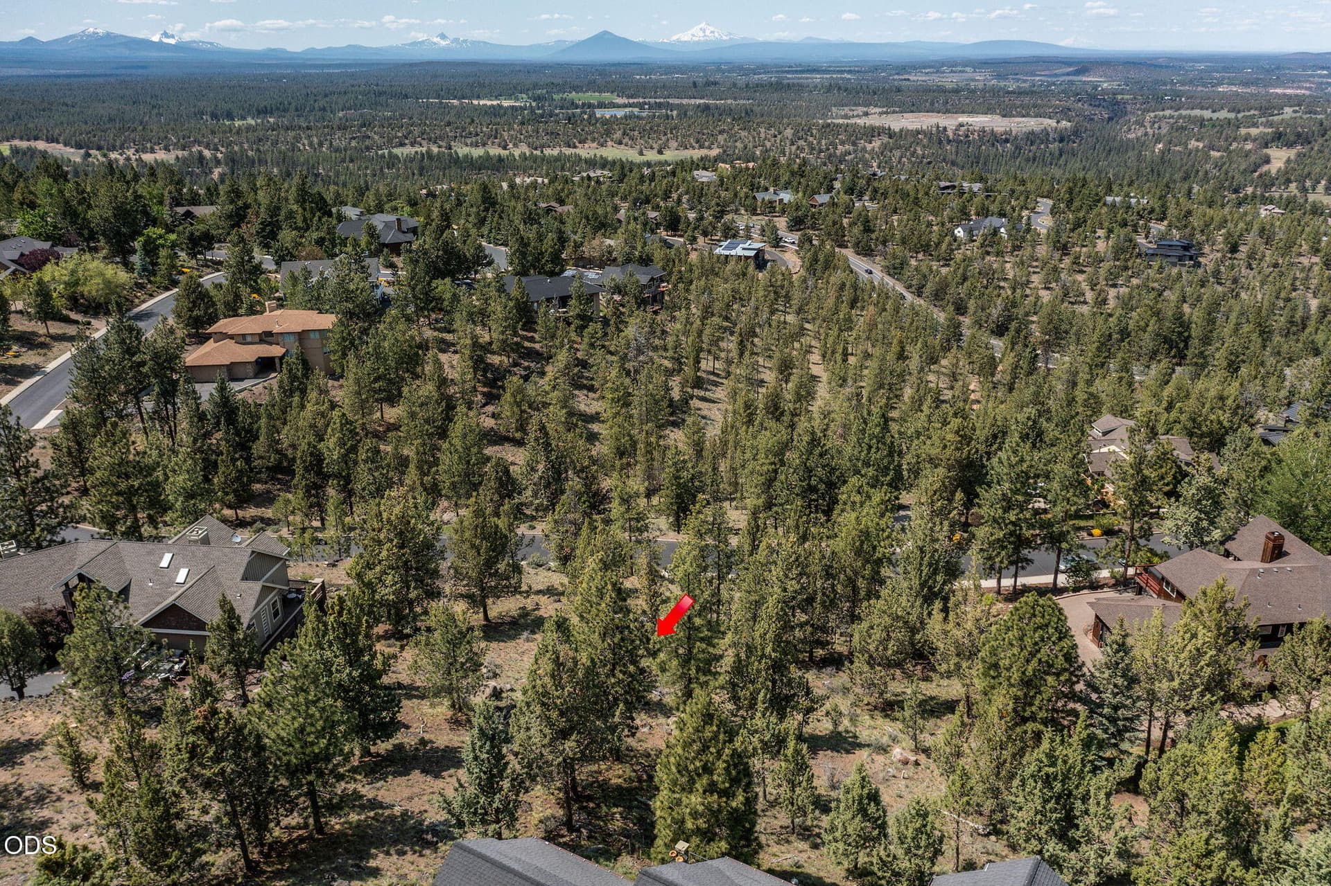 000.1. Photo 3 of 35, 3341 NW Panorama Drive, Bend, OR 97703