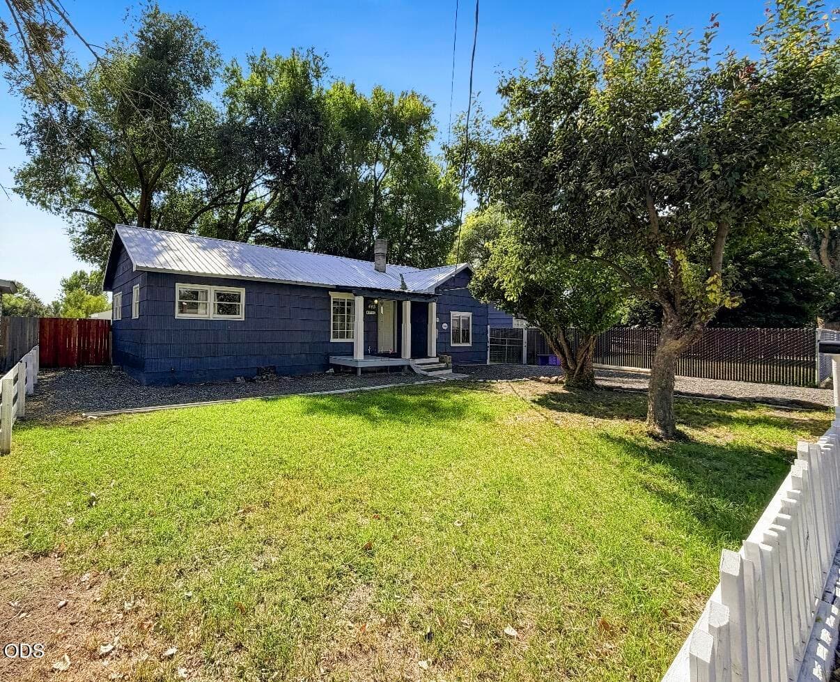 IMG_2572. Photo 1 of 28, 445 Riverside Drive, Burns, OR 97720