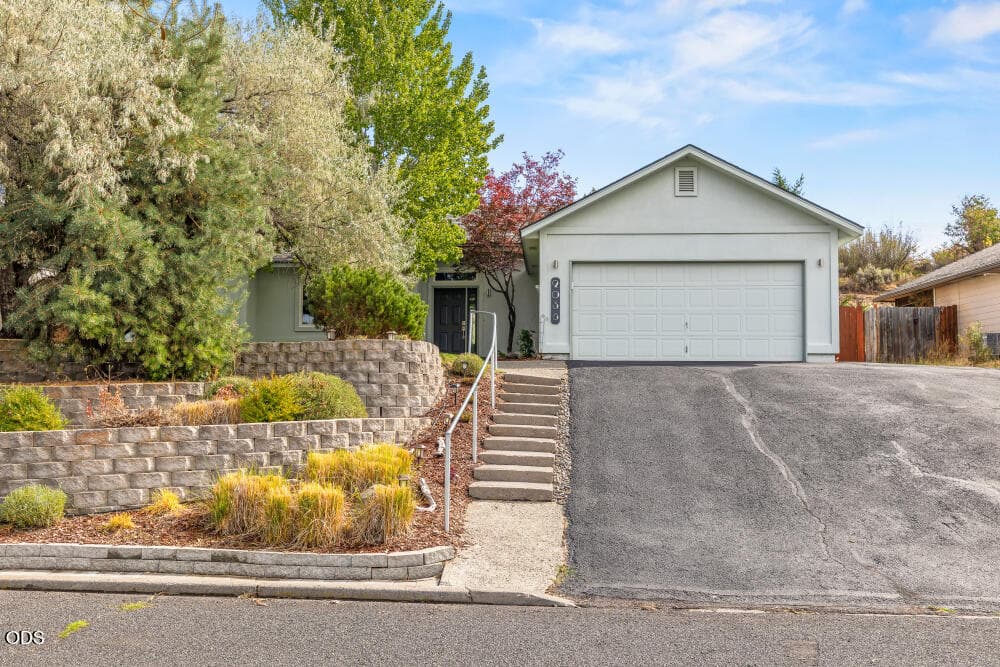 2038CaliforniaAve-2. Photo 5 of 64, 2038 California Avenue, Klamath Falls, OR 97601