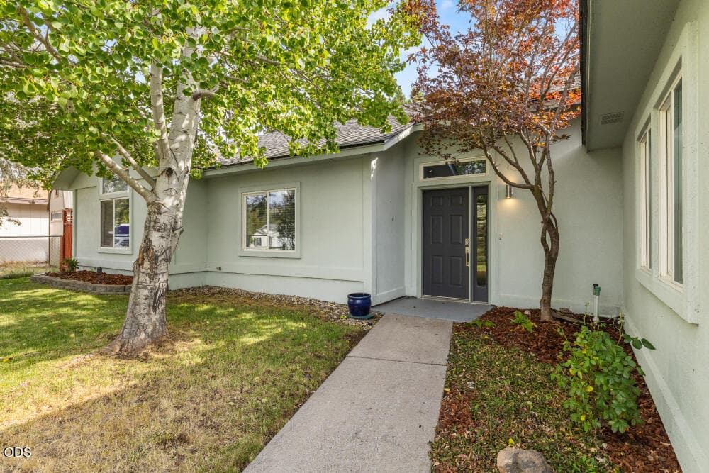 2038CaliforniaAve-31. Photo 3 of 64, 2038 California Avenue, Klamath Falls, OR 97601