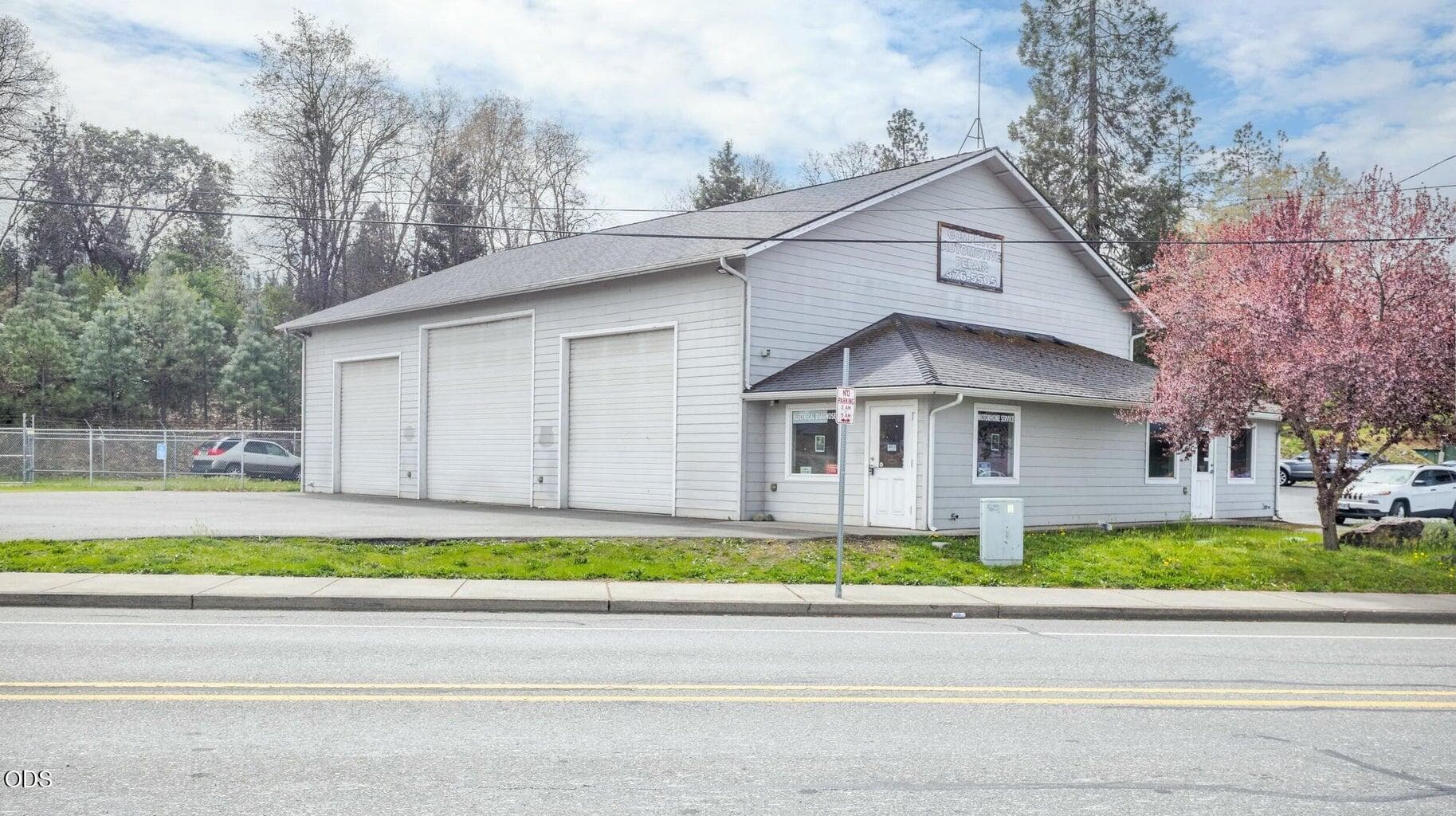 20250428175028421558000000-o. Photo 2 of 9, 103 Merlin Road, Merlin, OR 97532