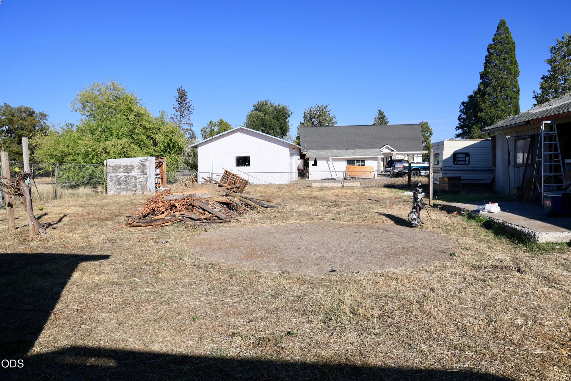 373A8085. Photo 2 of 7, 238 Orr Drive, Central Point, OR 97502