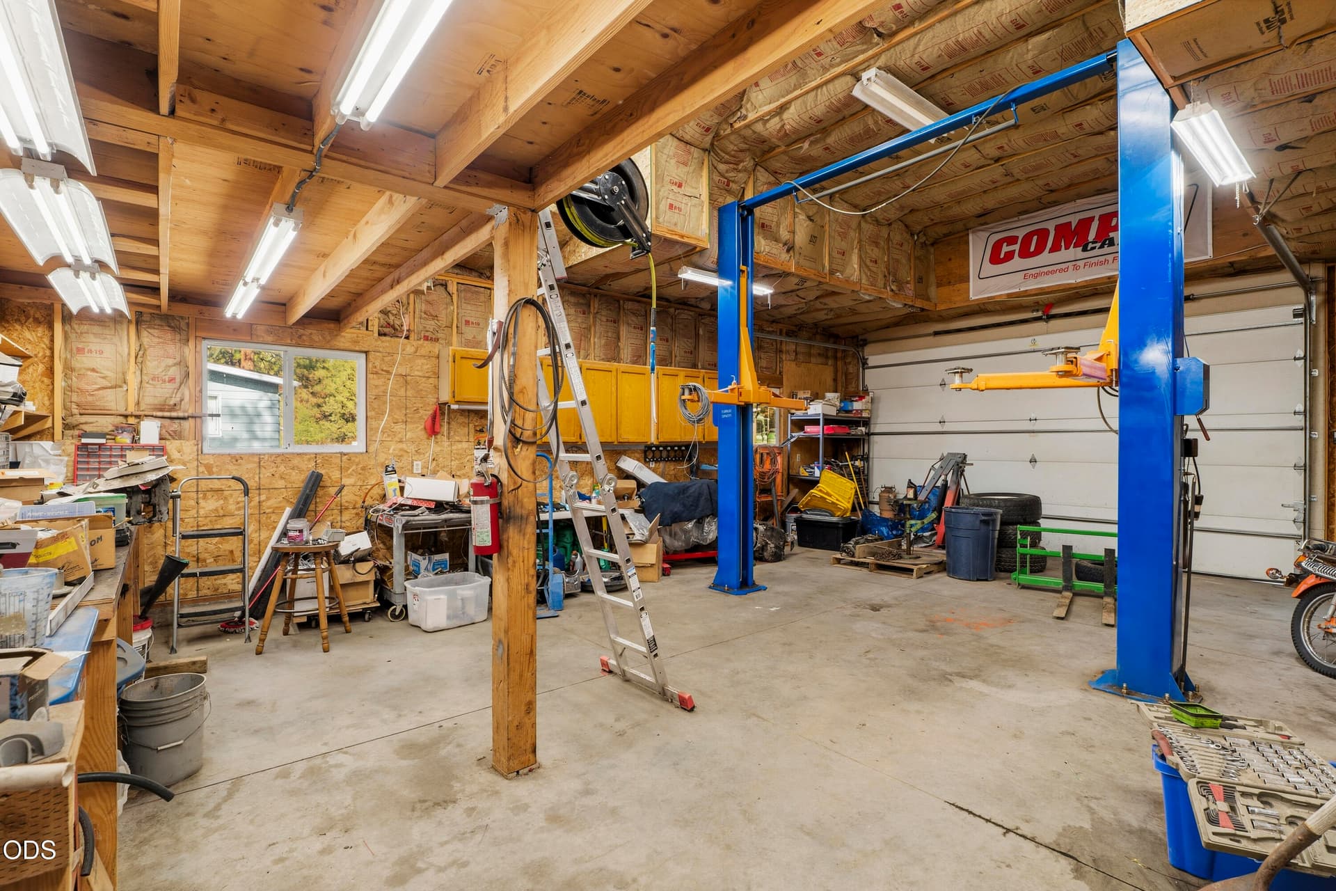 21-Shop. Photo 3 of 20, 61025 Targee Drive, Bend, OR 97702