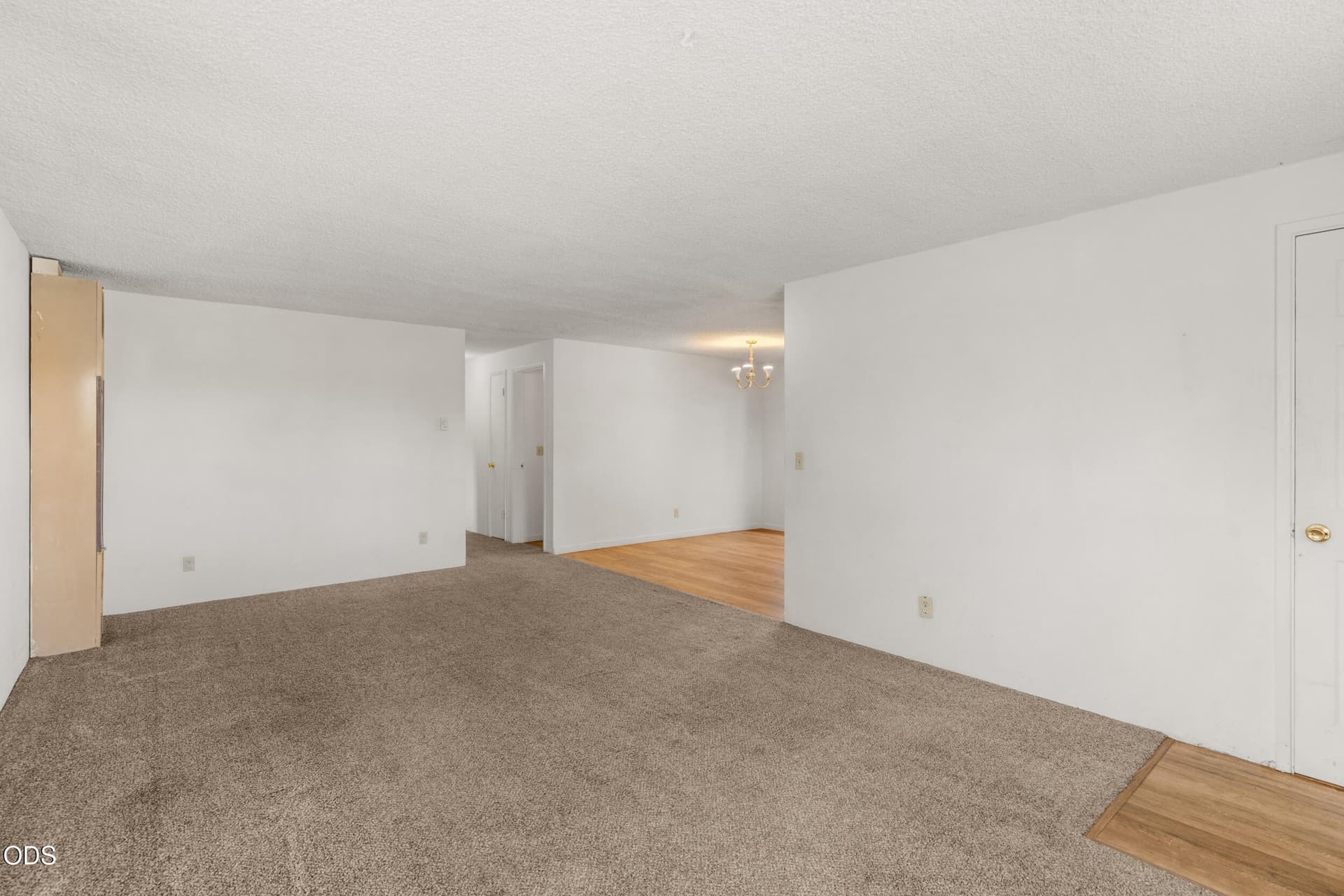 947 dakota ave-03. Photo 3 of 29, 947 Dakota Avenue, Medford, OR 97501