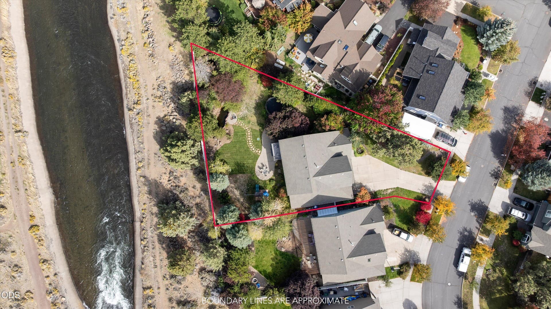 Drone Lot Lines. Photo 3 of 50, 2048 NE Cradle Mountain Way, Bend, OR 97701
