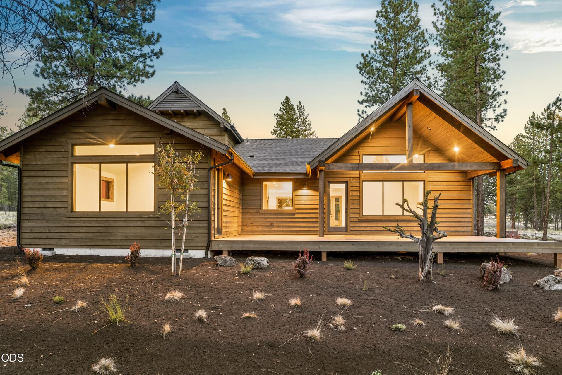 63-Exterior. Photo 2 of 24, 56484 Elk Run Drive Unit 496, Bend, OR 97707