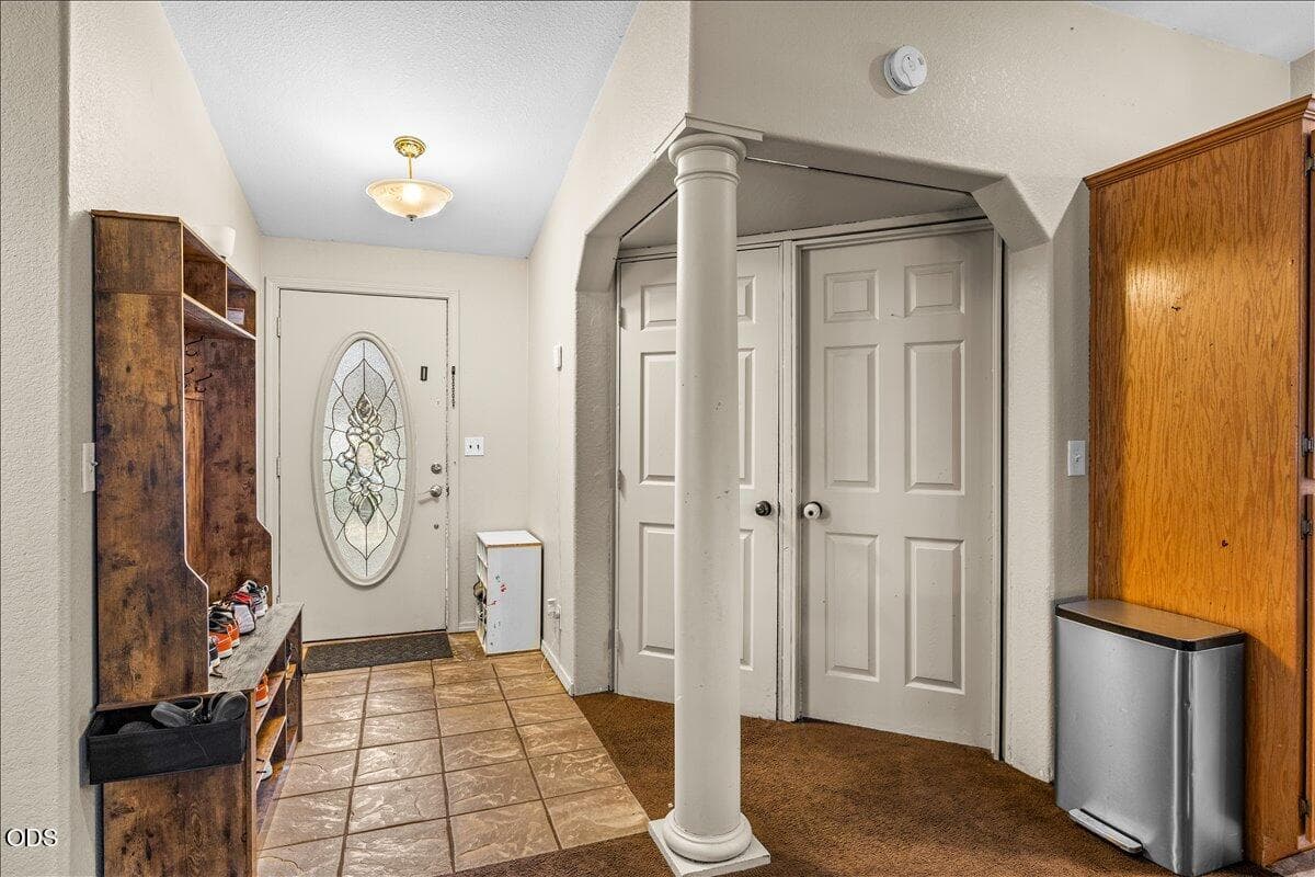 05-CI_1900. Photo 5 of 22, 1233 Pheasant Way, Central Point, OR 97502
