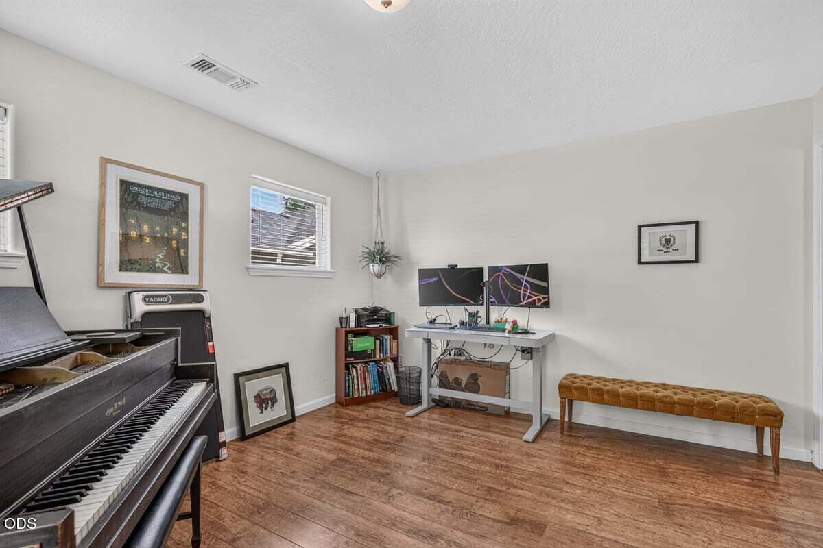 58. Photo 5 of 49, 120 Andi Court, Talent, OR 97540