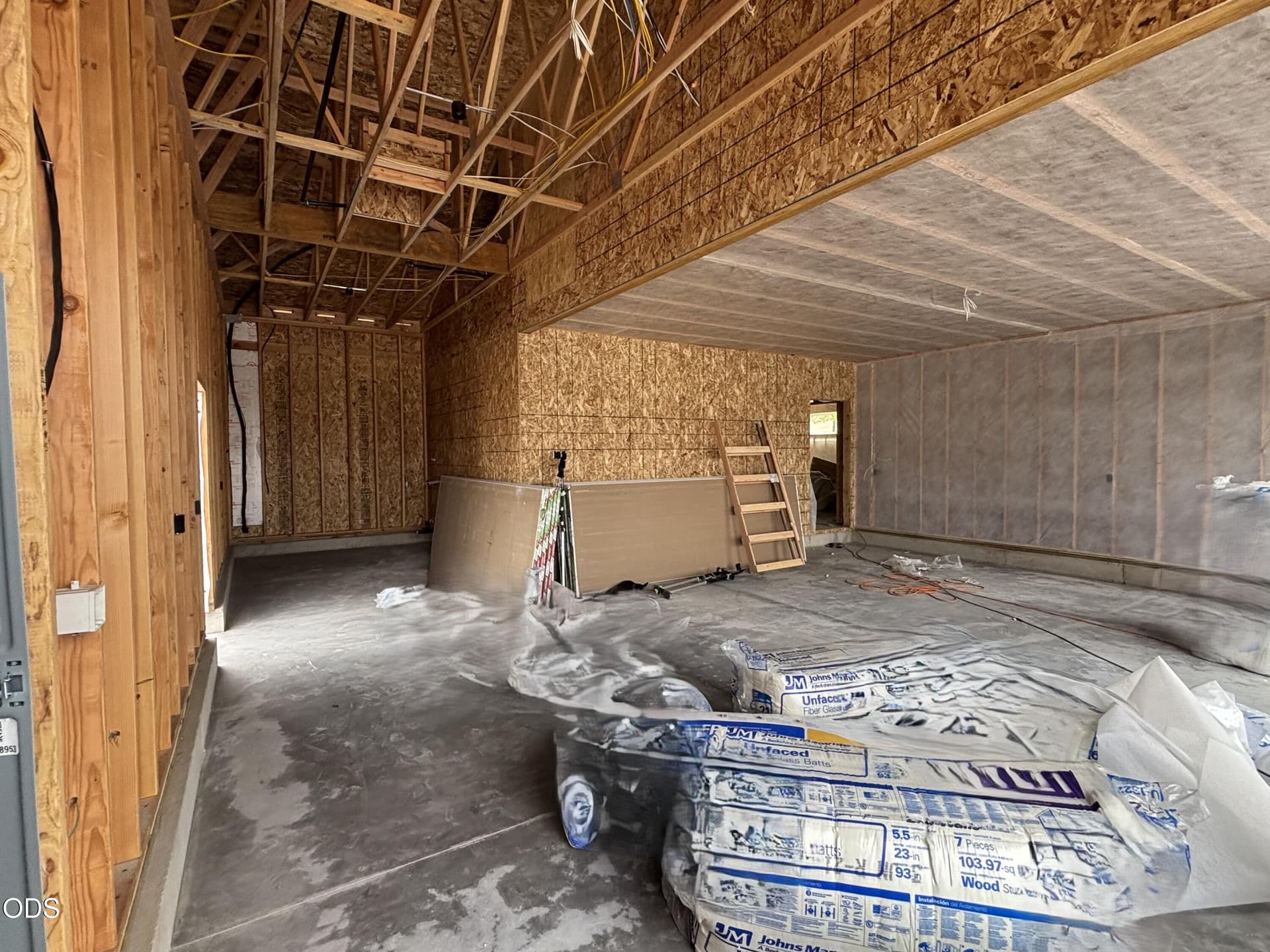 Update Photo. Photo 5 of 13, 2096 SW 42nd Street Unit Lot 4, Redmond, OR 97756