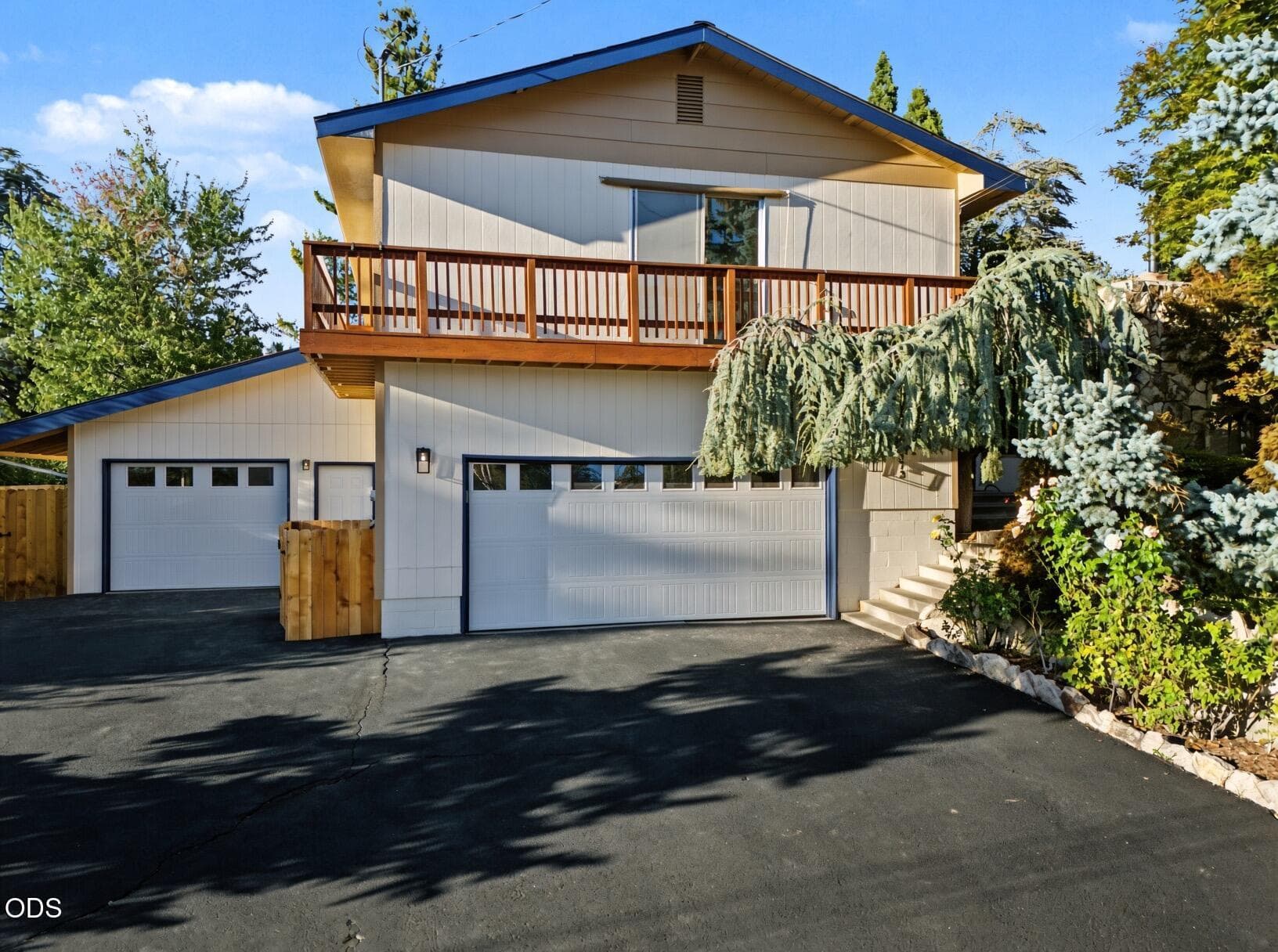IMG_2785. Photo 2 of 51, 1873 Benson Avenue, Klamath Falls, OR 97601