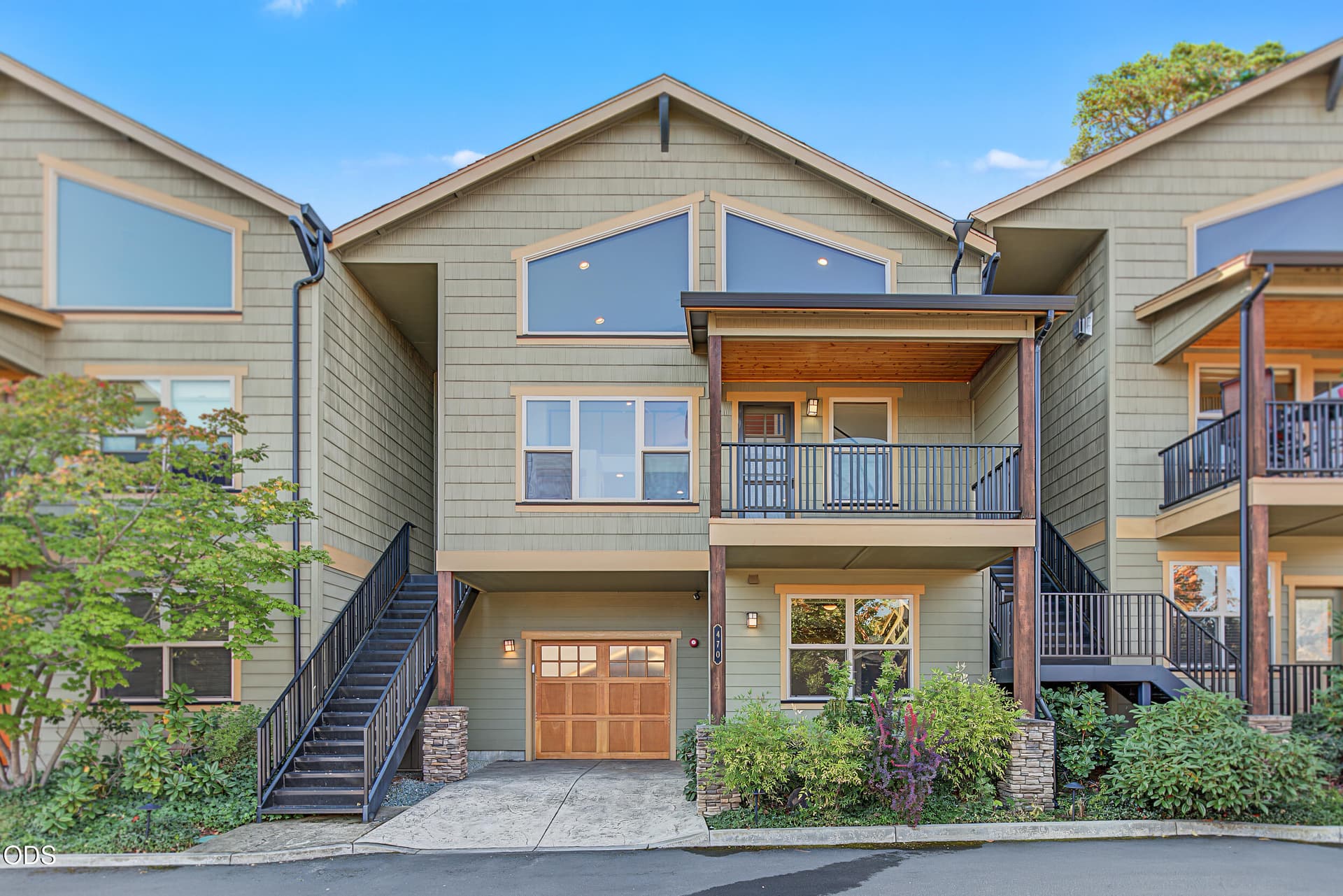 470 Beach Street, Ashland, OR 97520. Photo 1 of 33, 470 Beach Street, Ashland, OR 97520