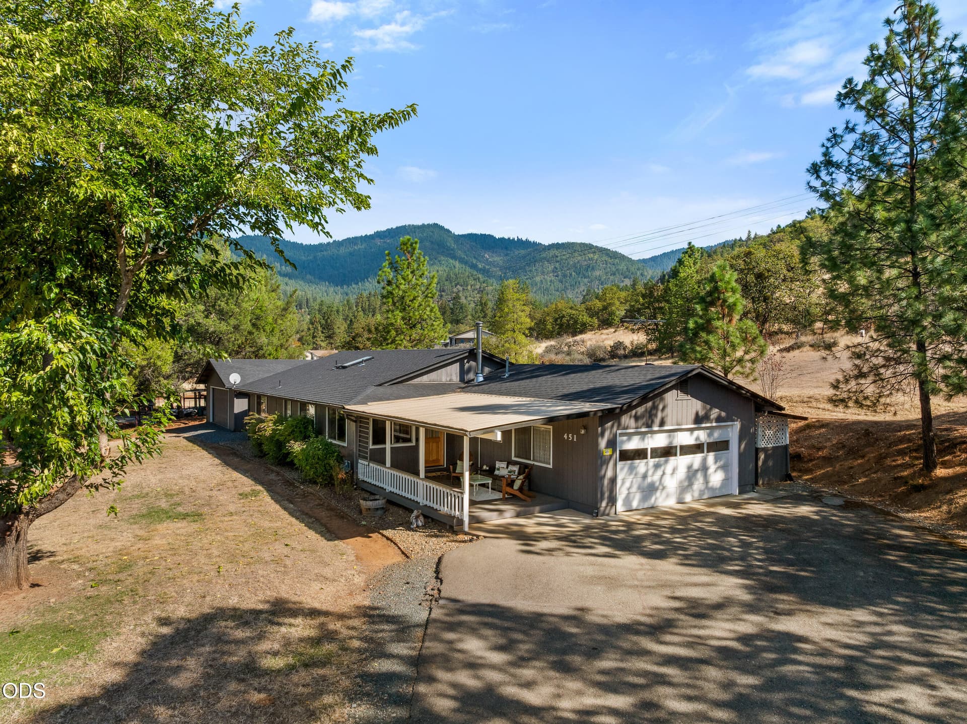 06-DRONE (6 of 6). Photo 1 of 42, 451 Buysman Way, Grants Pass, OR 97526