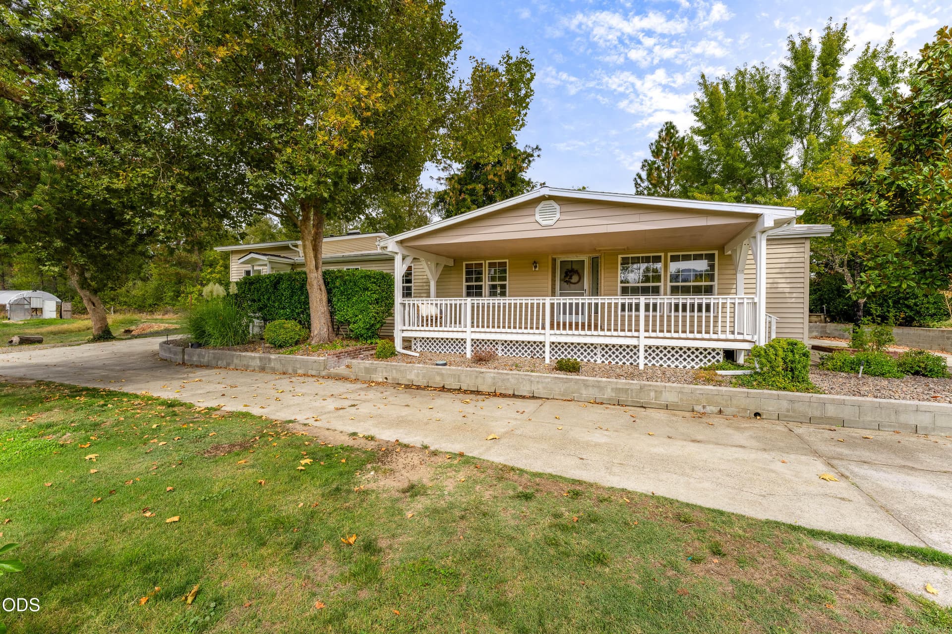 EXT2 (10 of 22). Photo 1 of 39, 5550 Demaray Drive, Grants Pass, OR 97527