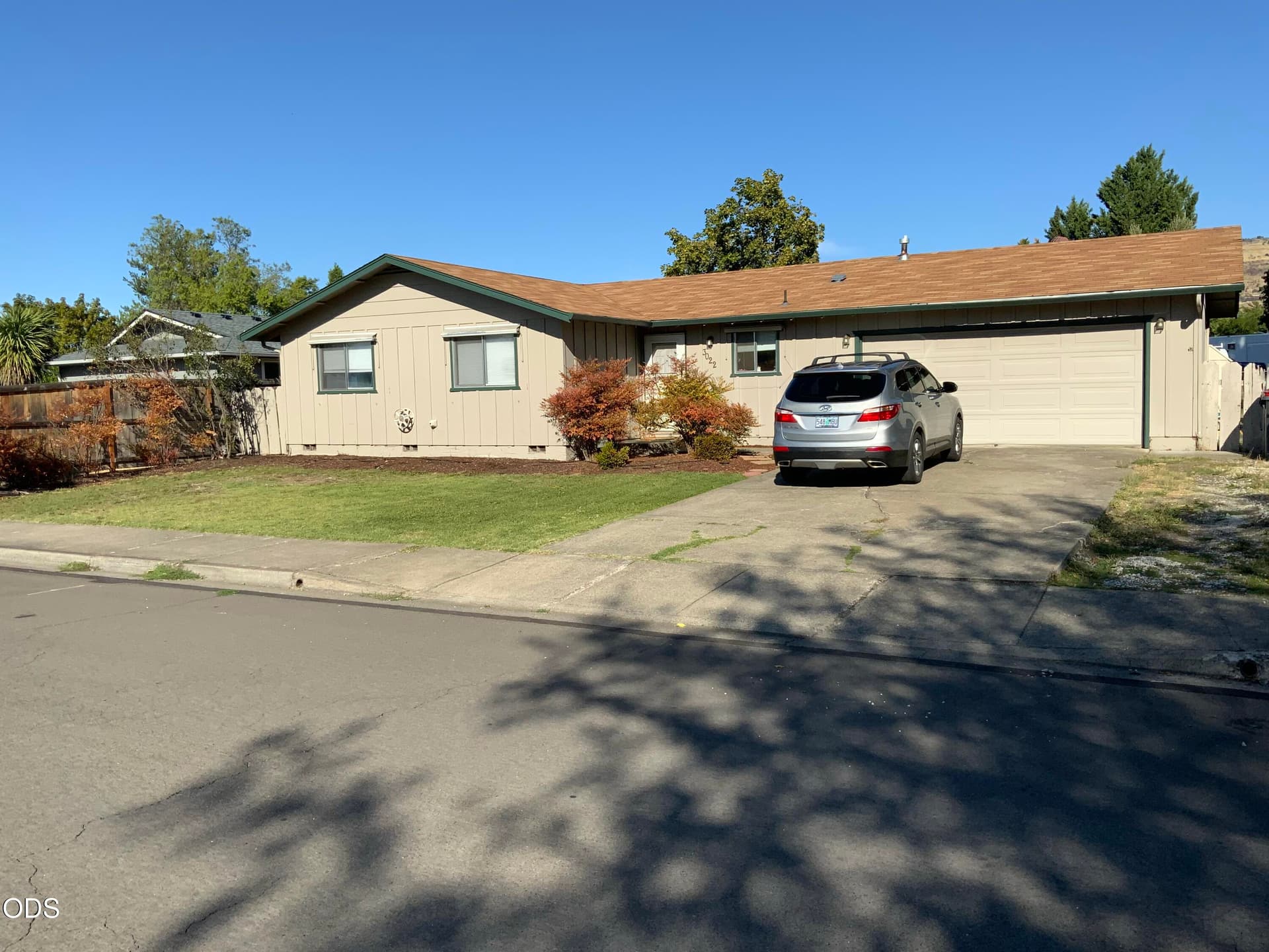 Front of Home. Photo 2 of 21, 3022 Tahitian Avenue, Medford, OR 97504
