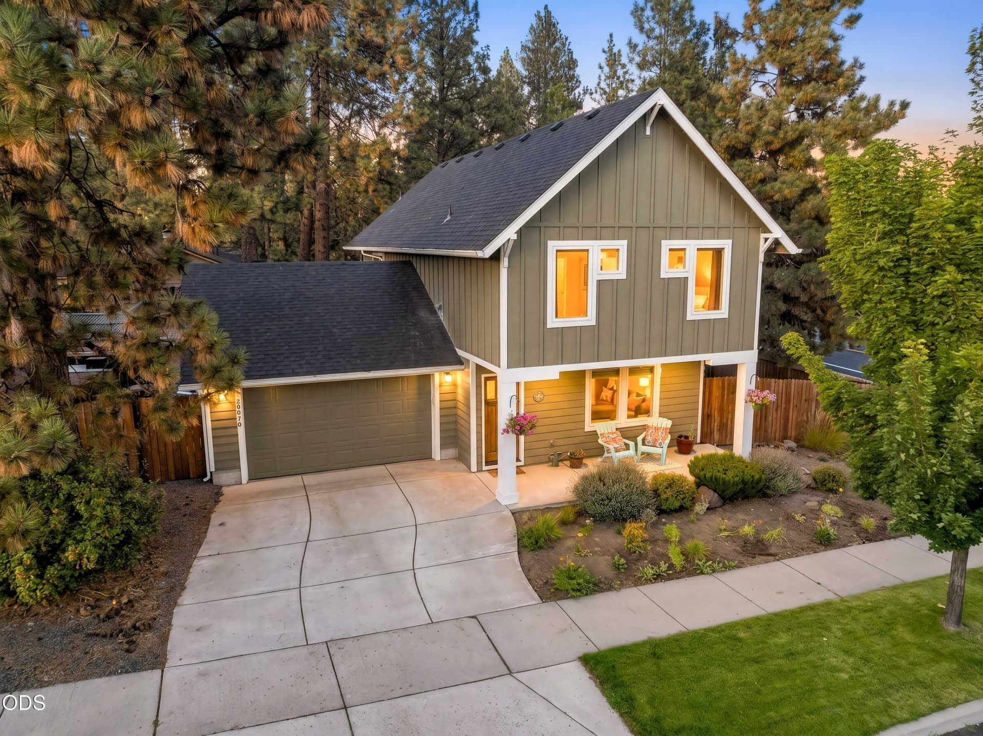 02-Virtual Twilight. Photo 1 of 32, 20070 SE Shady Pines Place, Bend, OR 97702