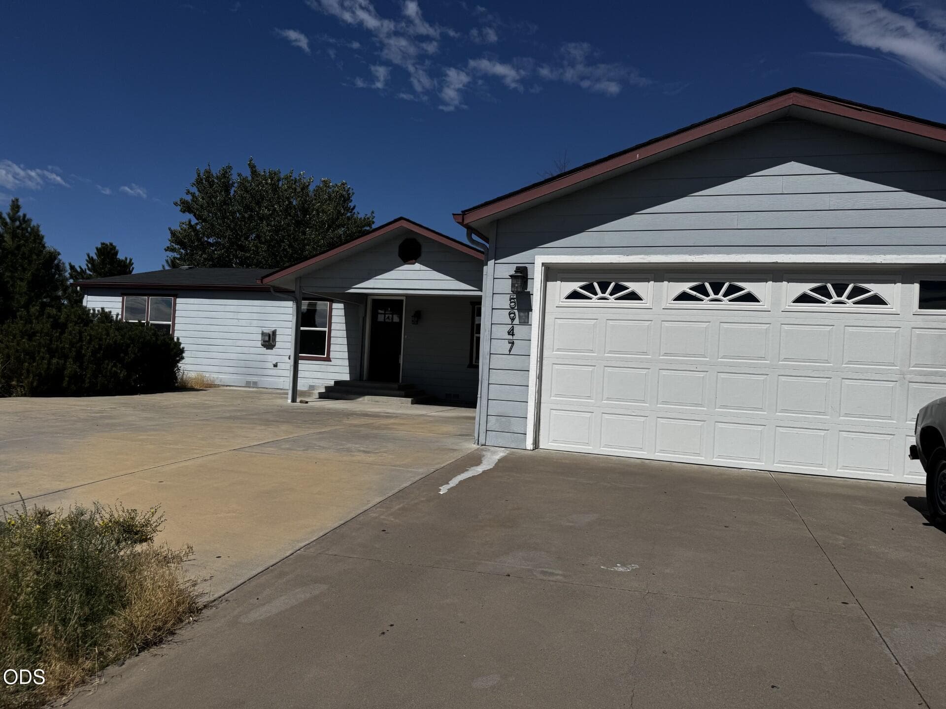 Front. Photo 1 of 10, 5947 Springcrest Way, Klamath Falls, OR 97603