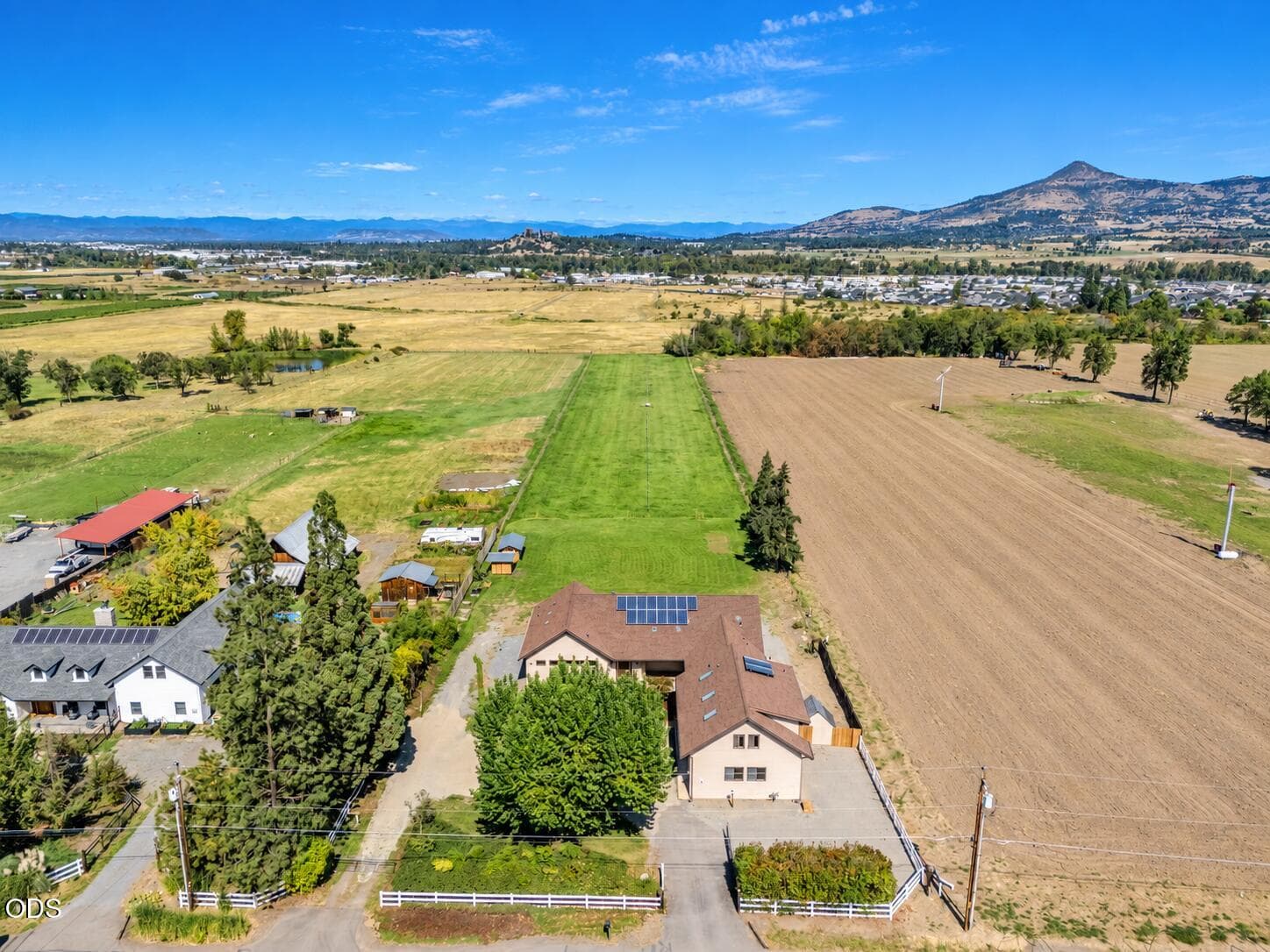 Houston Road. Photo 1 of 57, 2110 Houston Road, Phoenix, OR 97535