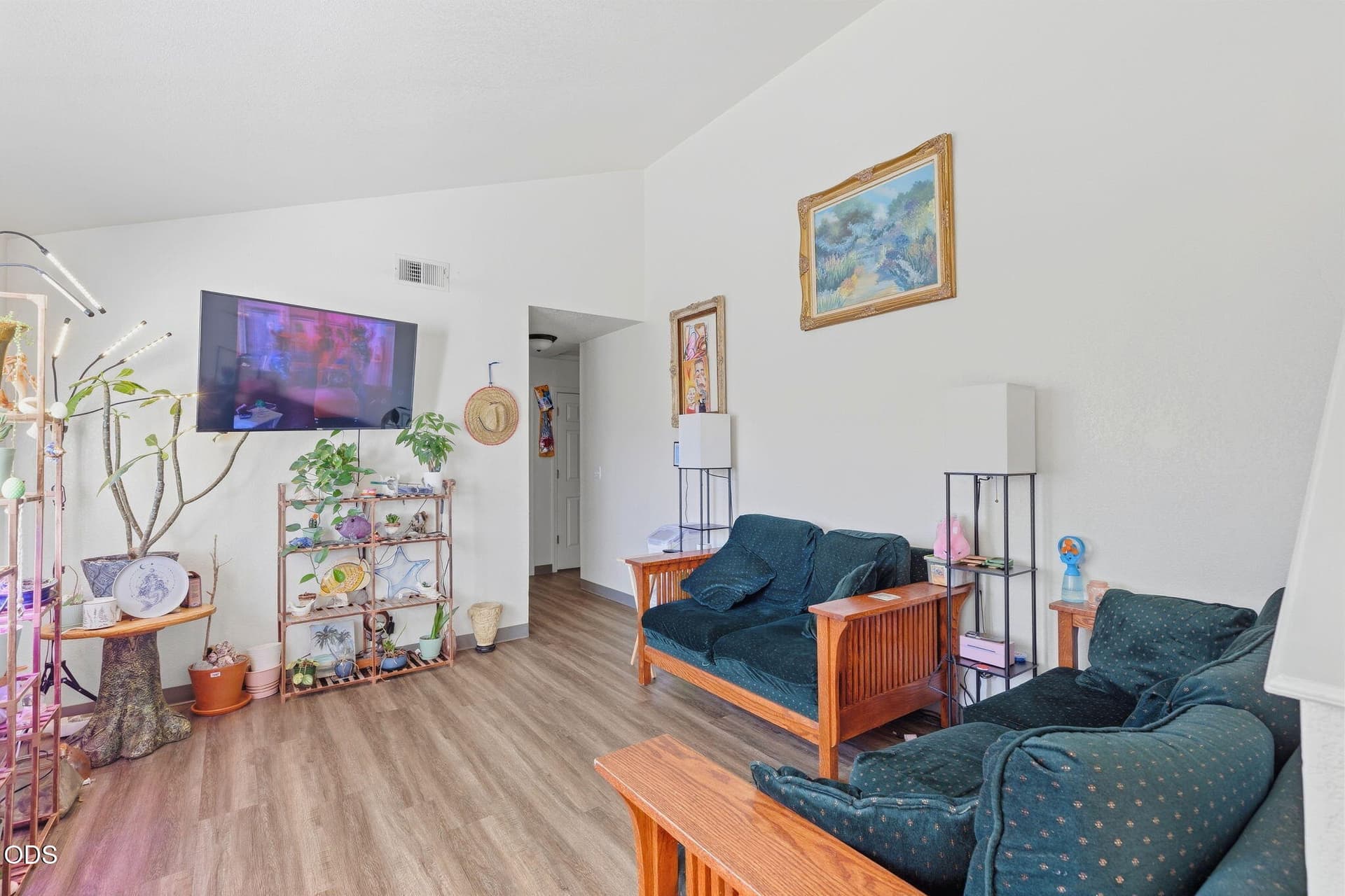 4-web-or-mls-1086-rainwood-ln. Photo 2 of 37, 1086 Rainwood Lane, Grants Pass, OR 97527