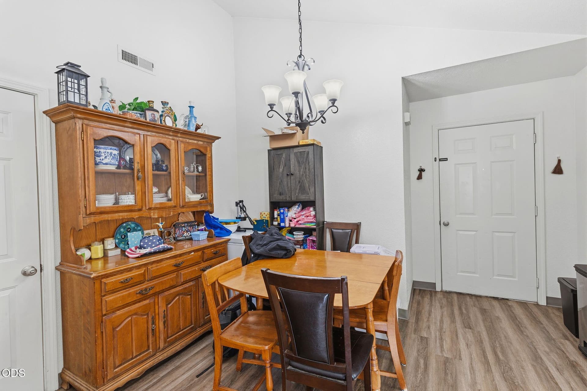 5-web-or-mls-1086-rainwood-ln. Photo 3 of 37, 1086 Rainwood Lane, Grants Pass, OR 97527