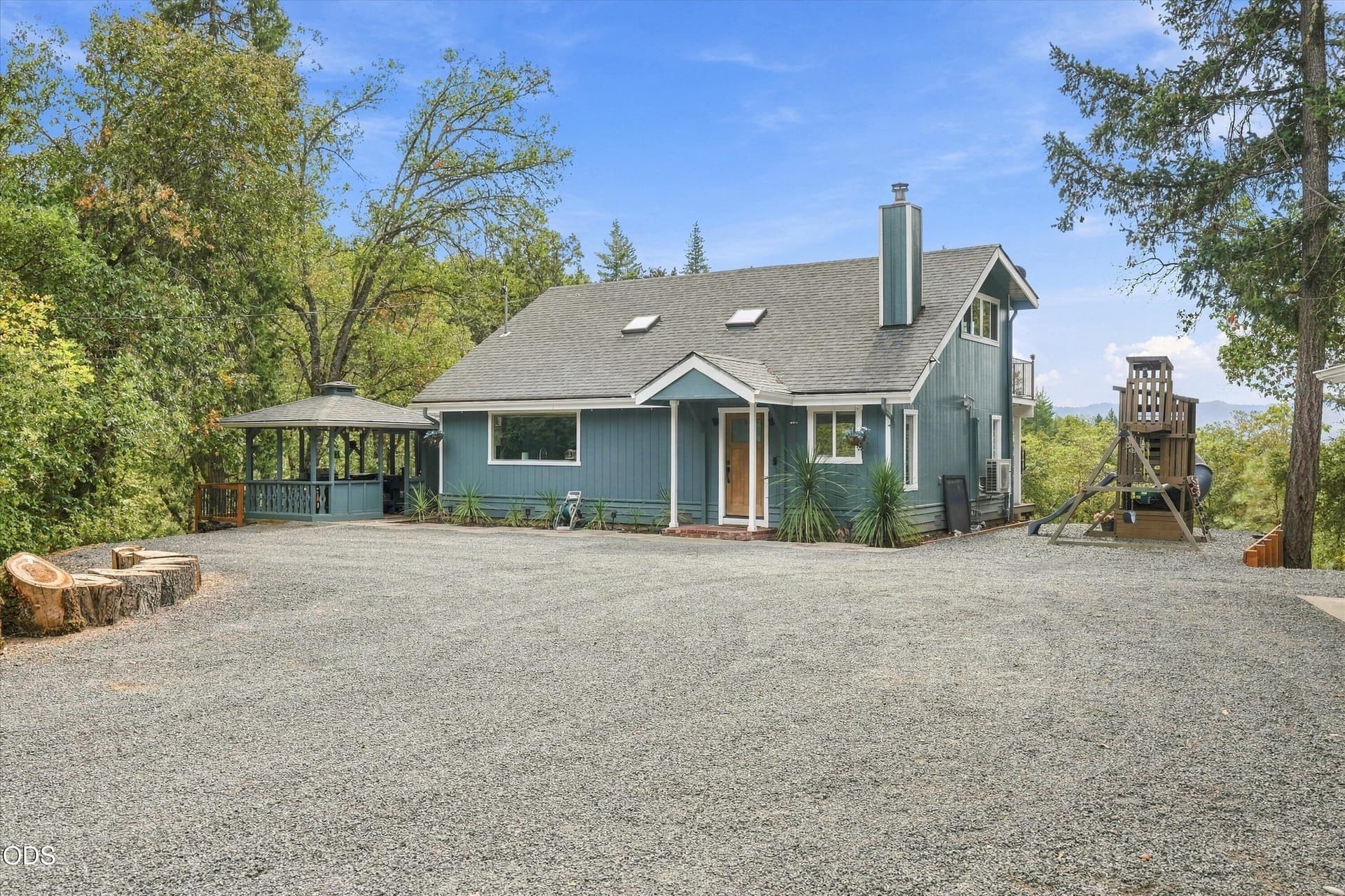 07-433 Hawksdale Dr-1. Photo 2 of 58, 433 Hawksdale Drive, Grants Pass, OR 97526