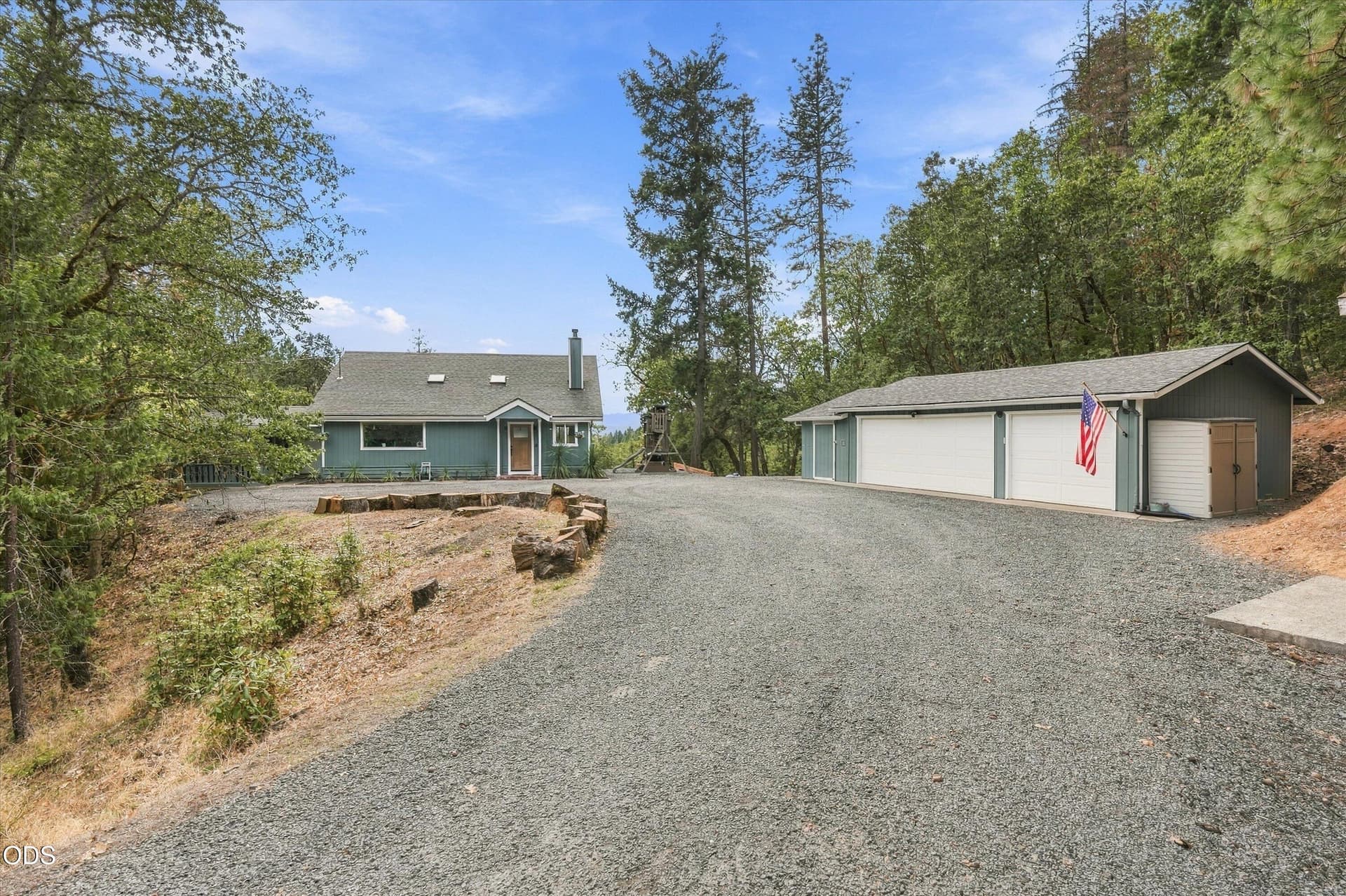 08-433 Hawksdale Dr-2. Photo 3 of 58, 433 Hawksdale Drive, Grants Pass, OR 97526