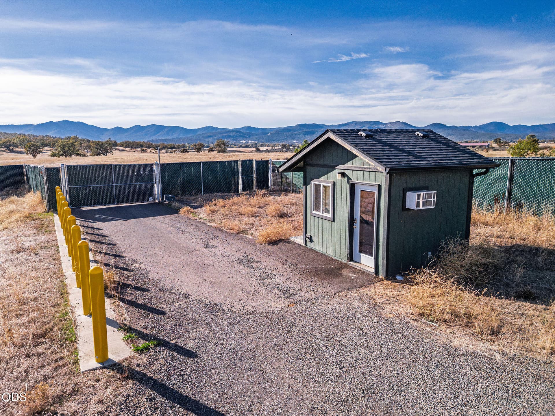 HD-21. Photo 3 of 34, 12202 Antioch Road, White City, OR 97503