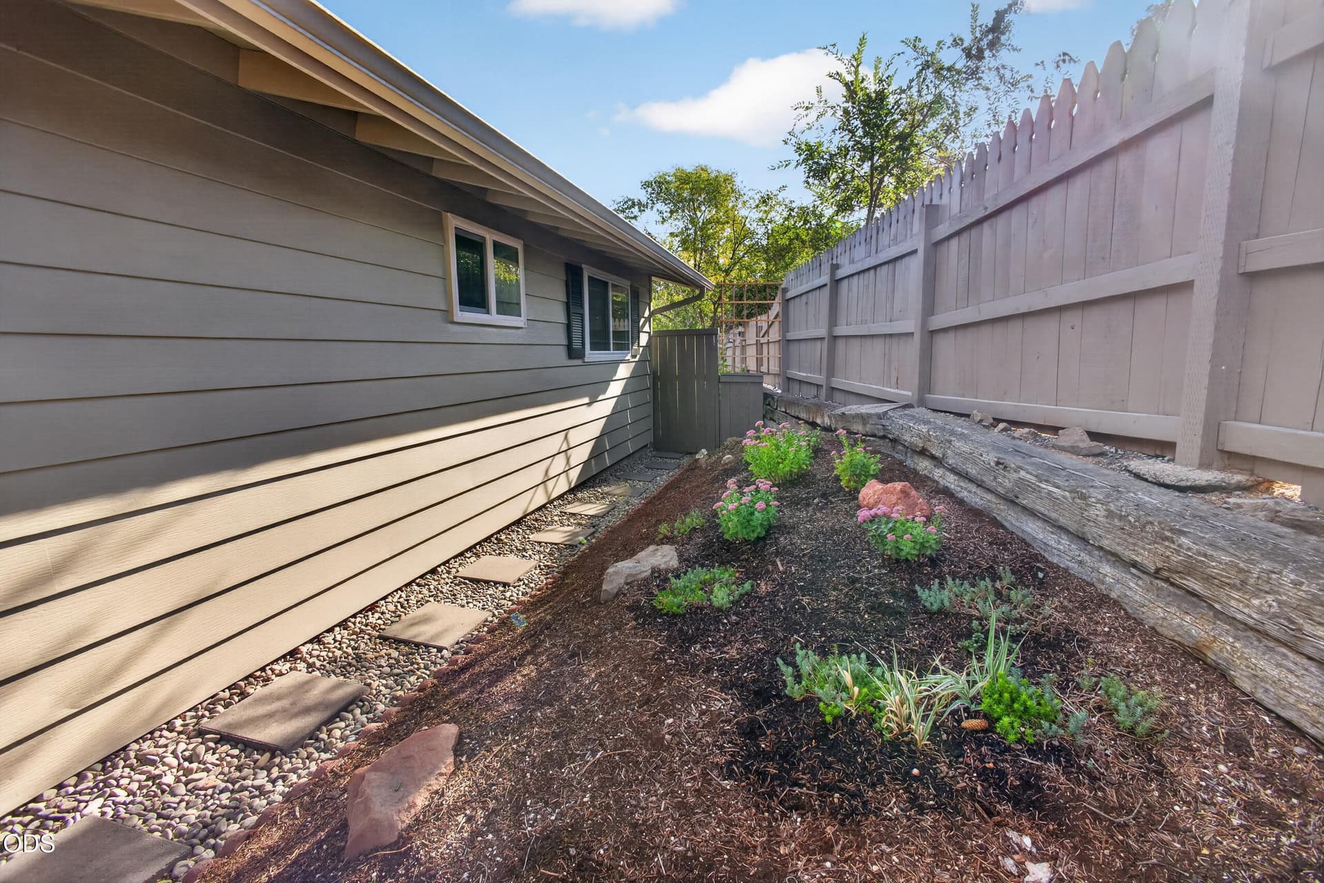 4. Photo 4 of 59, 3060 SW 35th Court, Redmond, OR 97756
