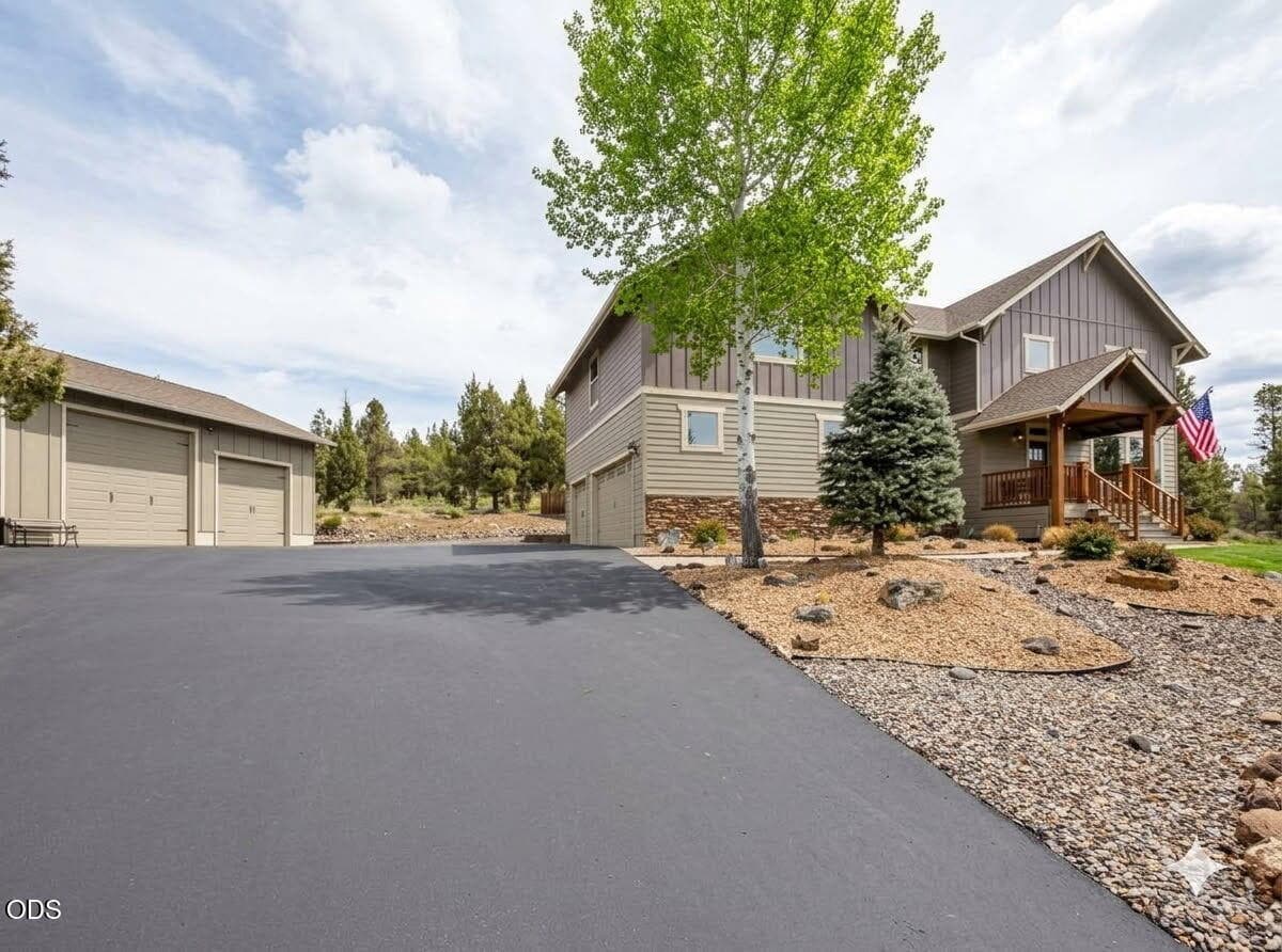 IMG_20260926_172533. Photo 2 of 47, 7524 SE Madison Avenue, Prineville, OR 97754