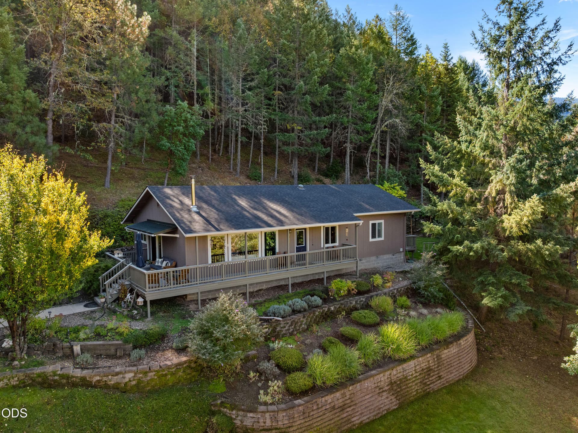 3-DRONE. Photo 1 of 38, 8129 Thompson Creek Road, Applegate, OR 97530