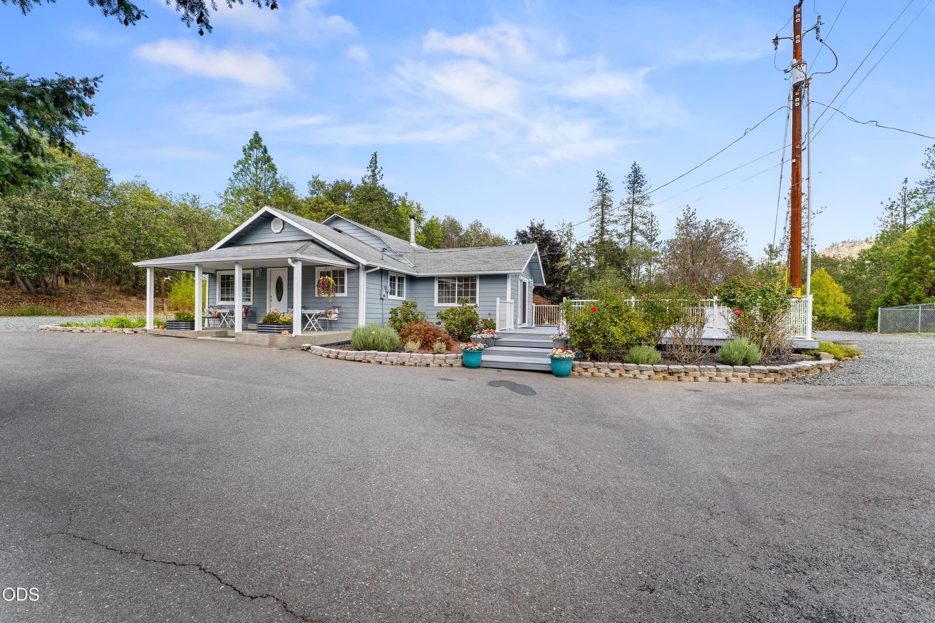 14-EXT (10 of 26). Photo 4 of 55, 8939 Monument Drive, Grants Pass, OR 97526