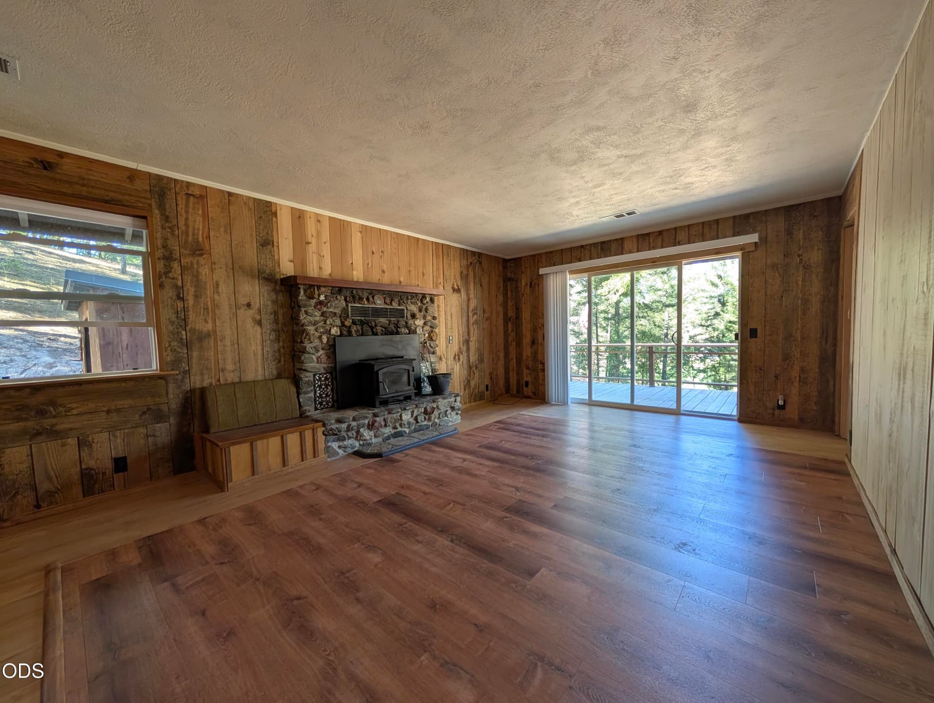 Living room and rock mantle. Photo 4 of 23, 11851 Upper Applegate Road, Jacksonville, OR 97530
