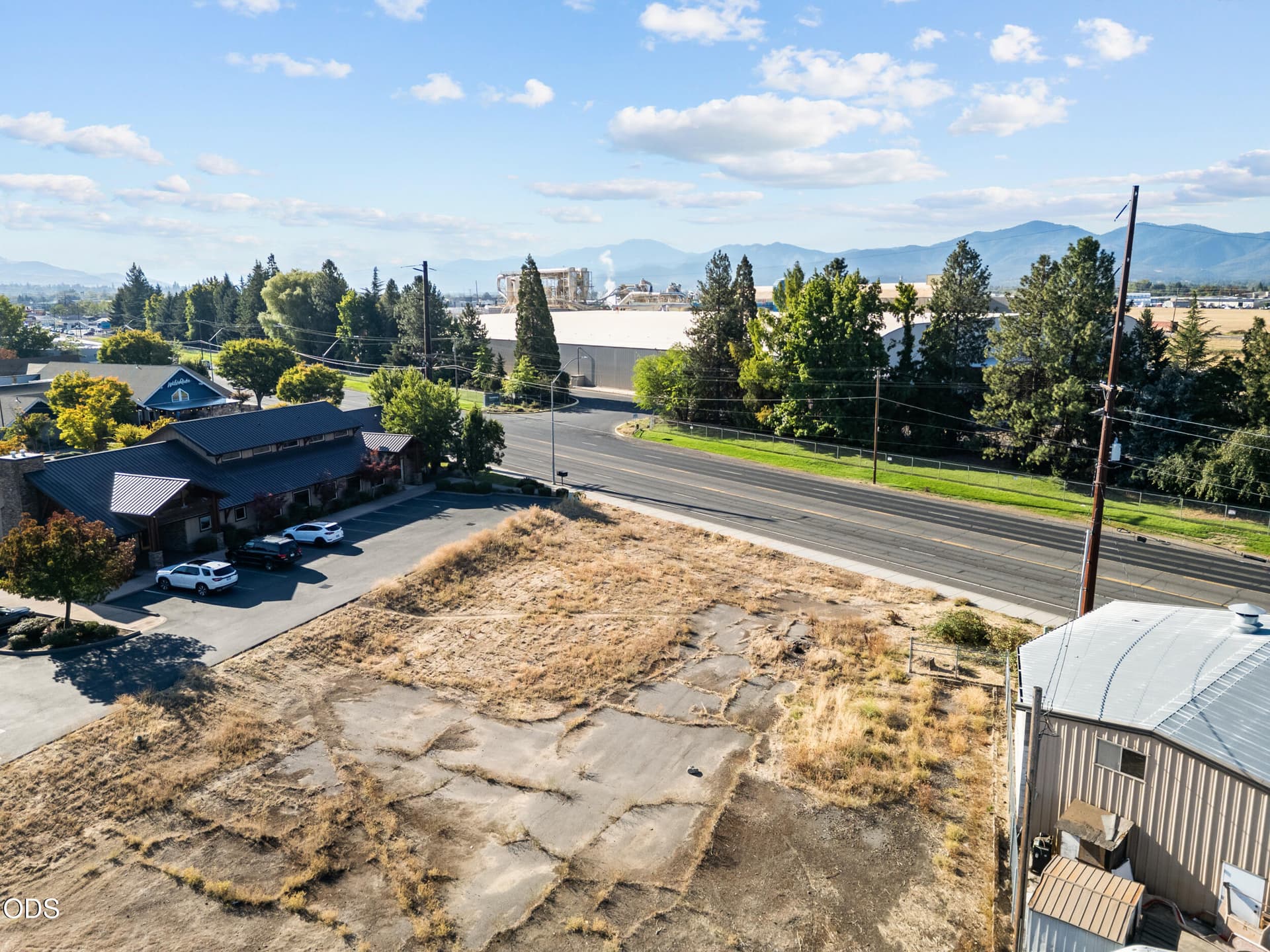 2698_n_pacific_hwy-drone-01[1]. Photo 4 of 15, 2698 N Pacific Highway, Medford, OR 97501