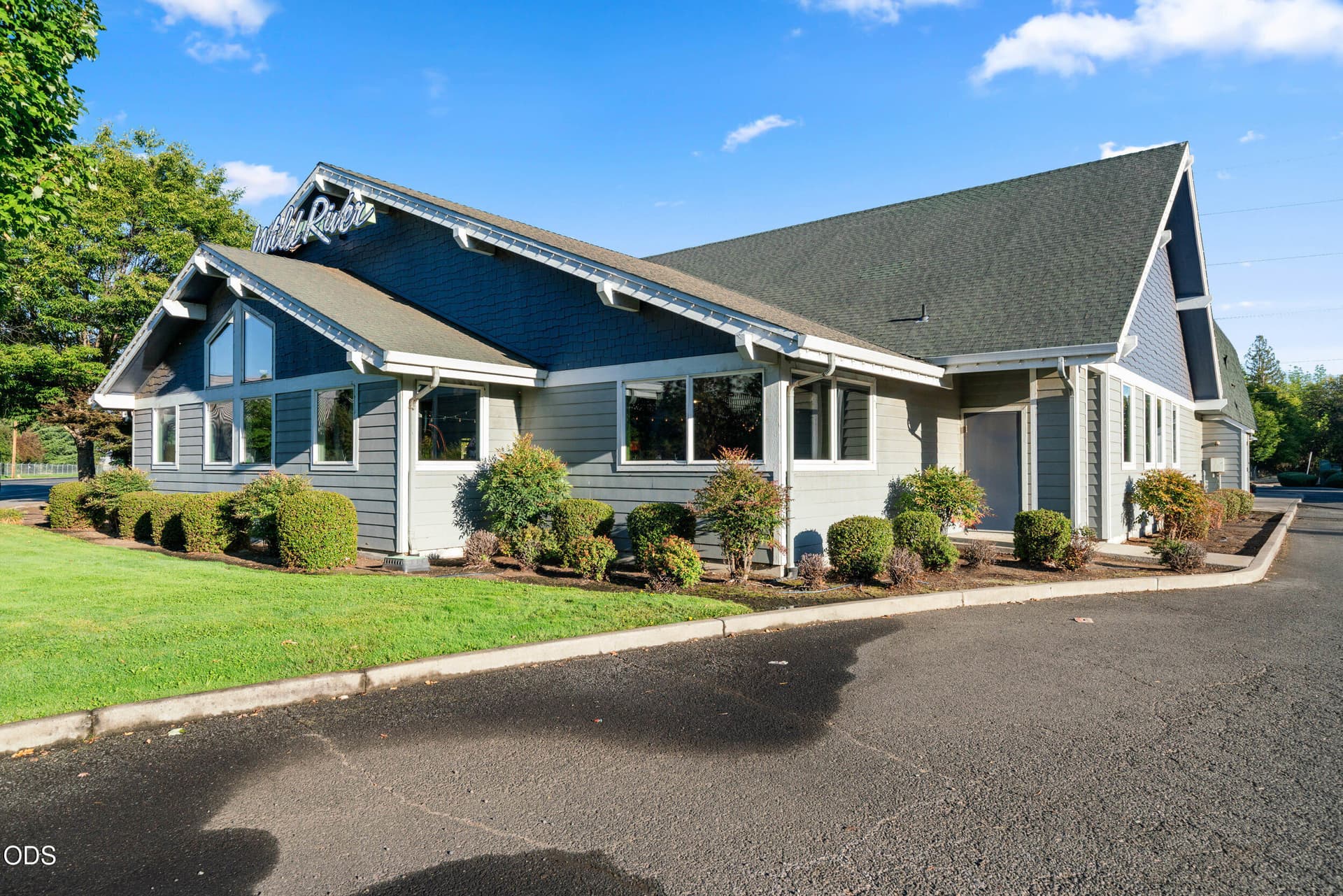 2684 n pacific hwy-04. Photo 4 of 46, 2684 N Pacific Highway, Medford, OR 97501