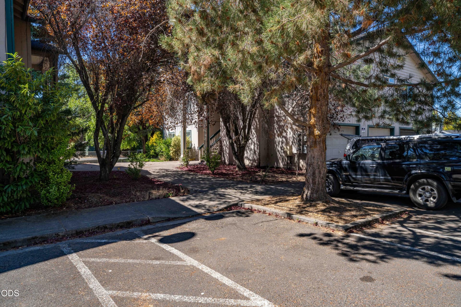 166-4. Photo 4 of 36, 166 Napa Street, Eagle Point, OR 97524